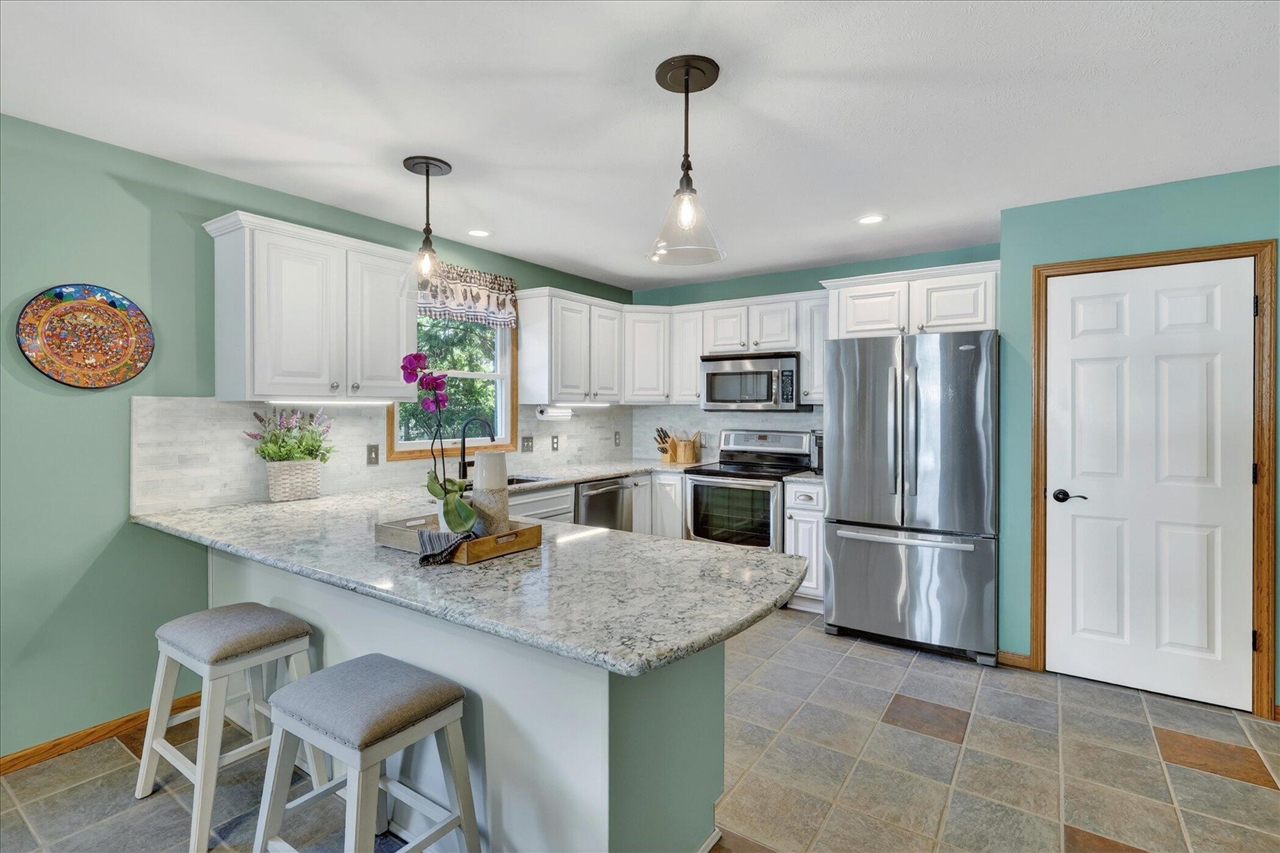 14846 Birdsong Lane