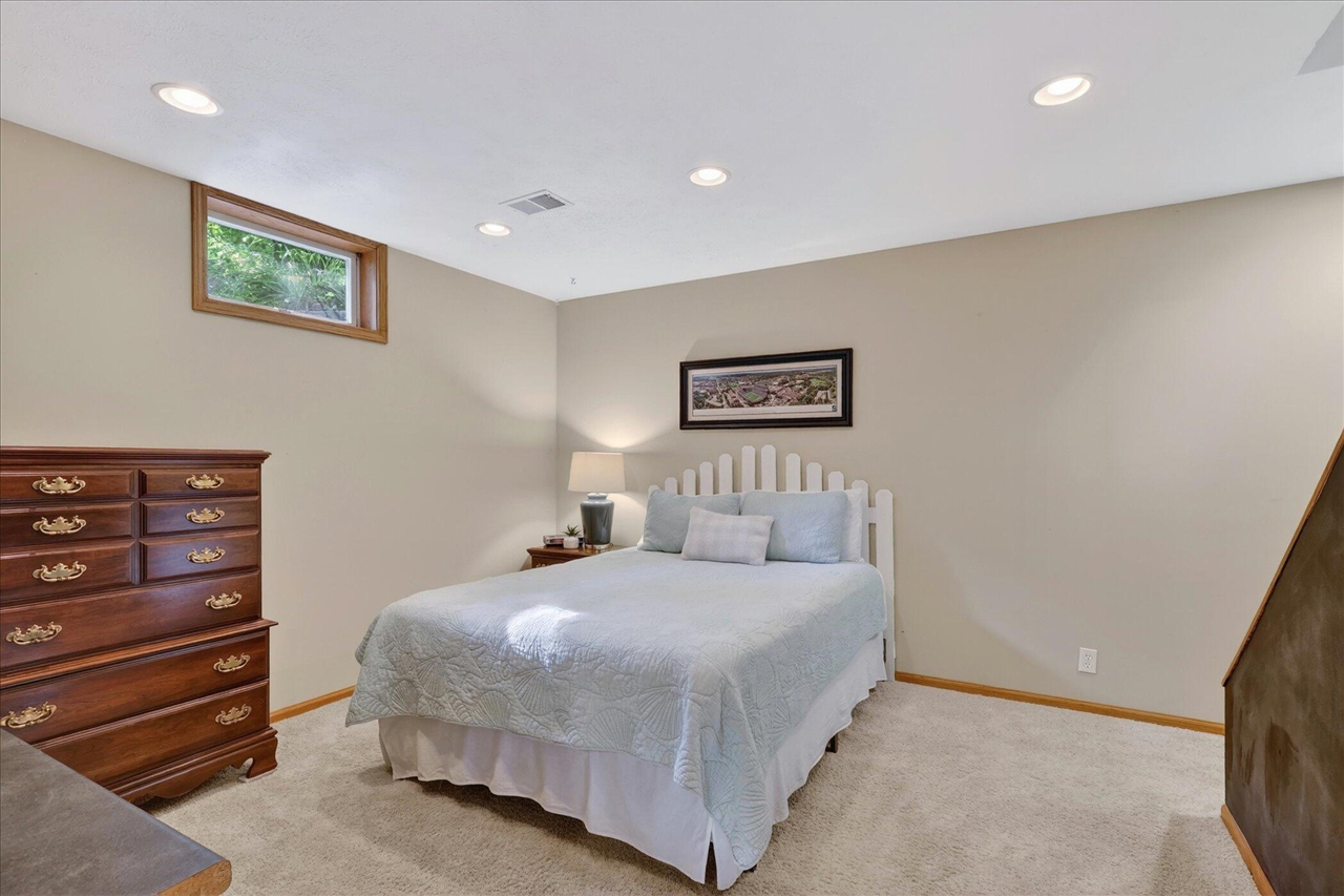 14846 Birdsong Lane