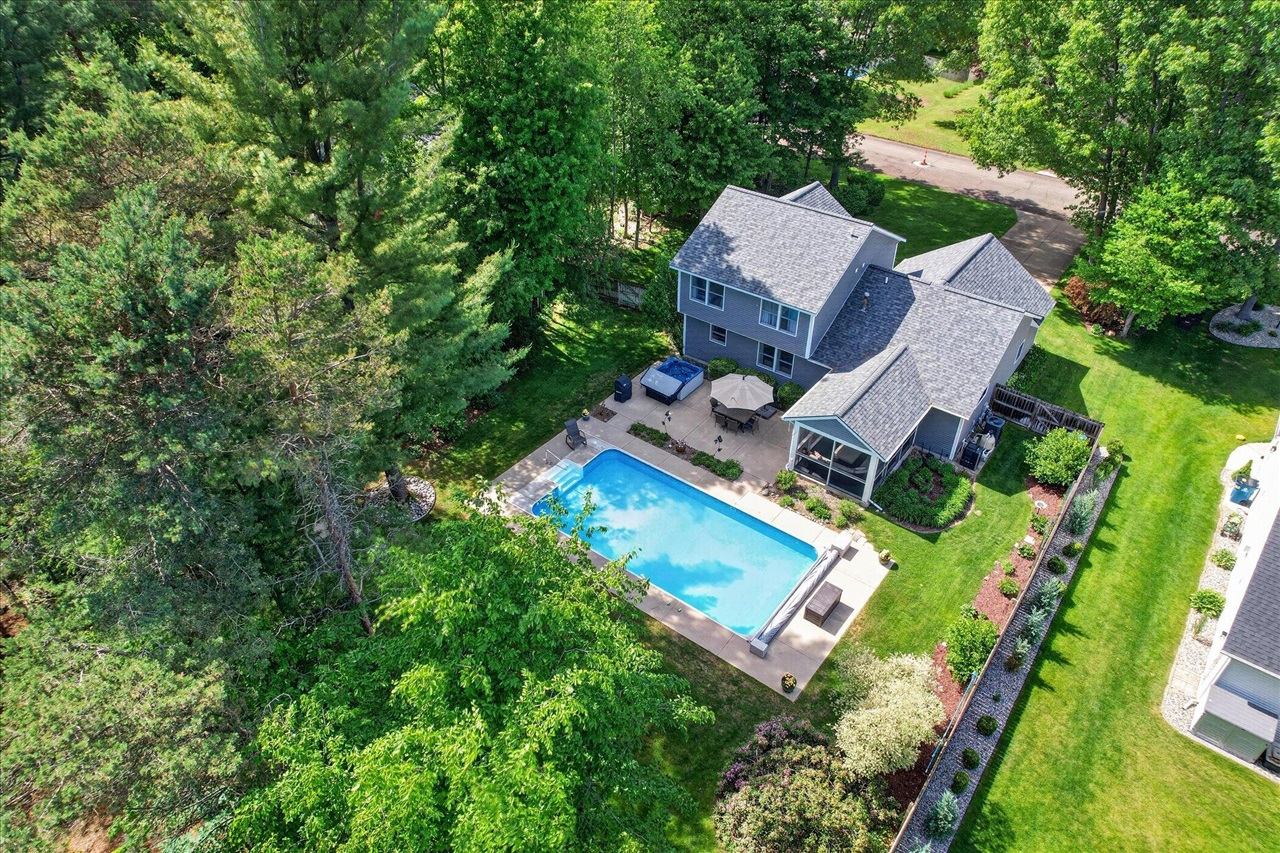 14846 Birdsong Lane