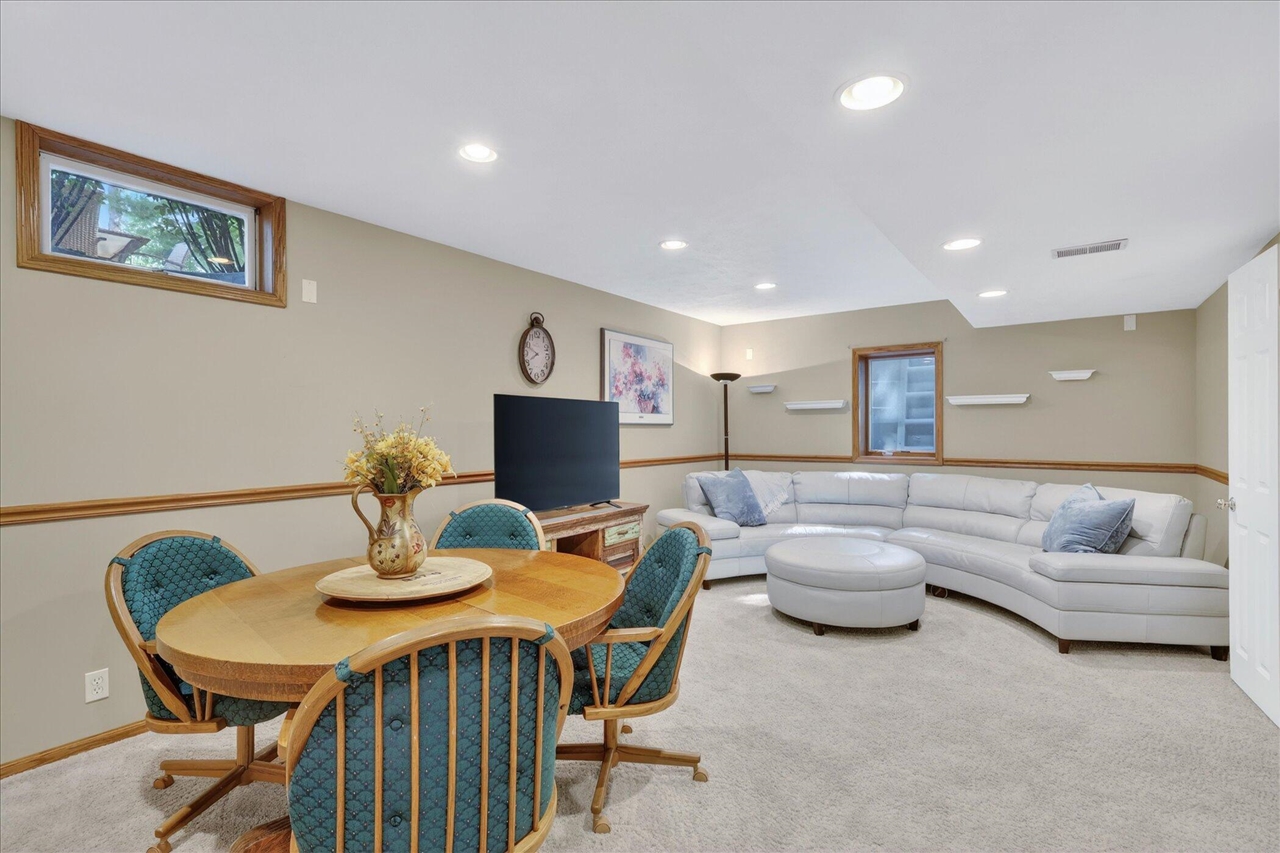 14846 Birdsong Lane