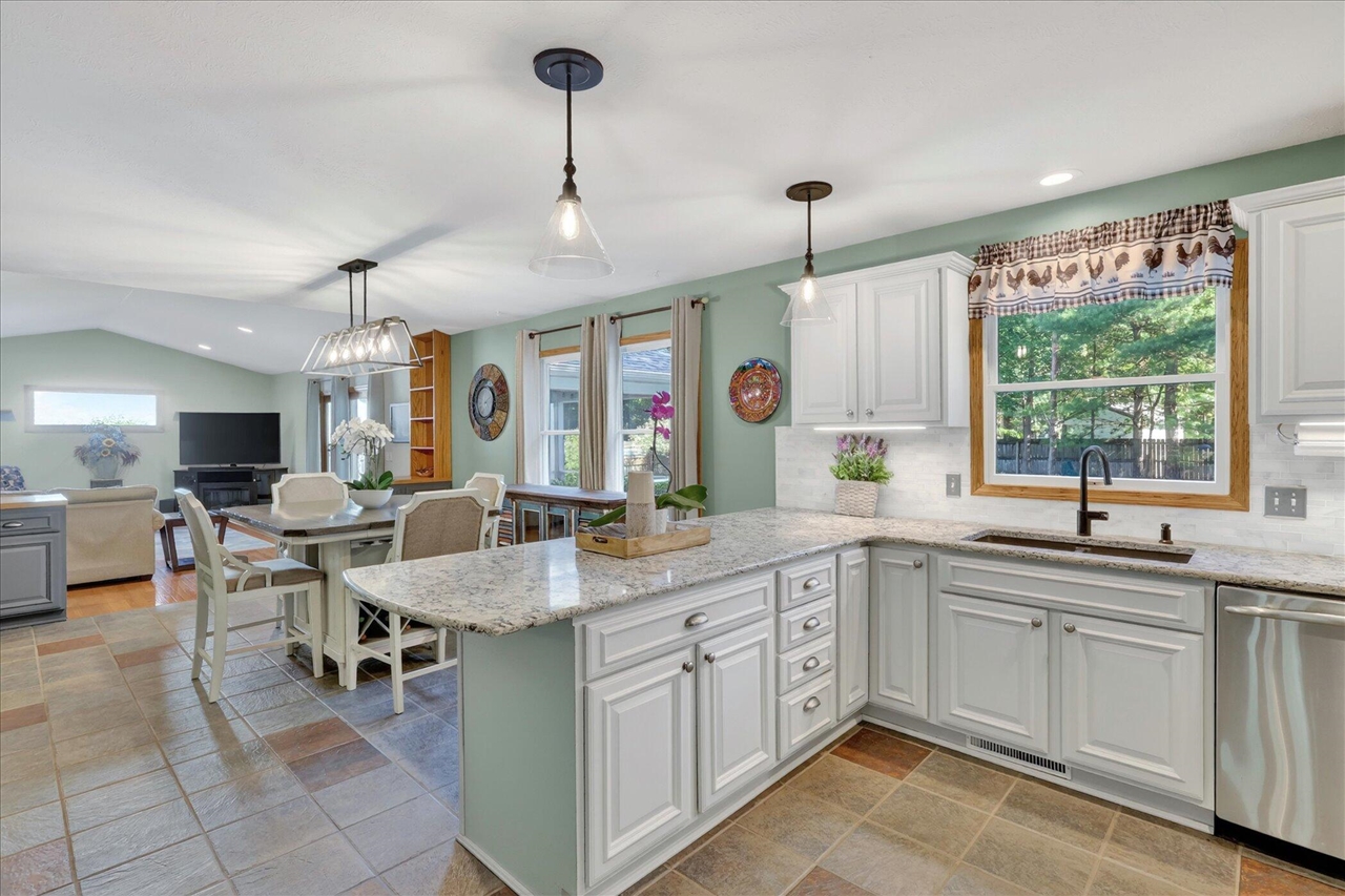 14846 Birdsong Lane
