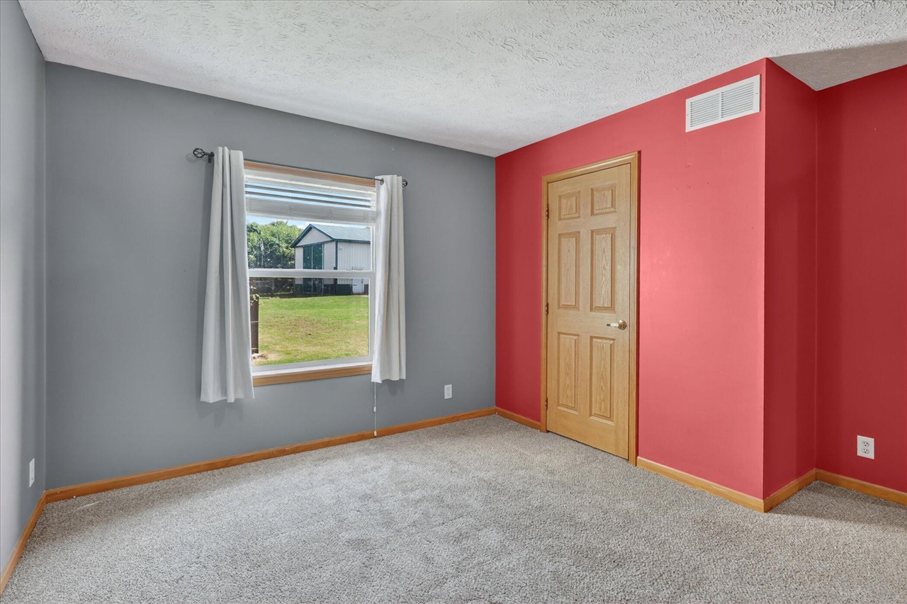 2869 Ridgecrest Drive
