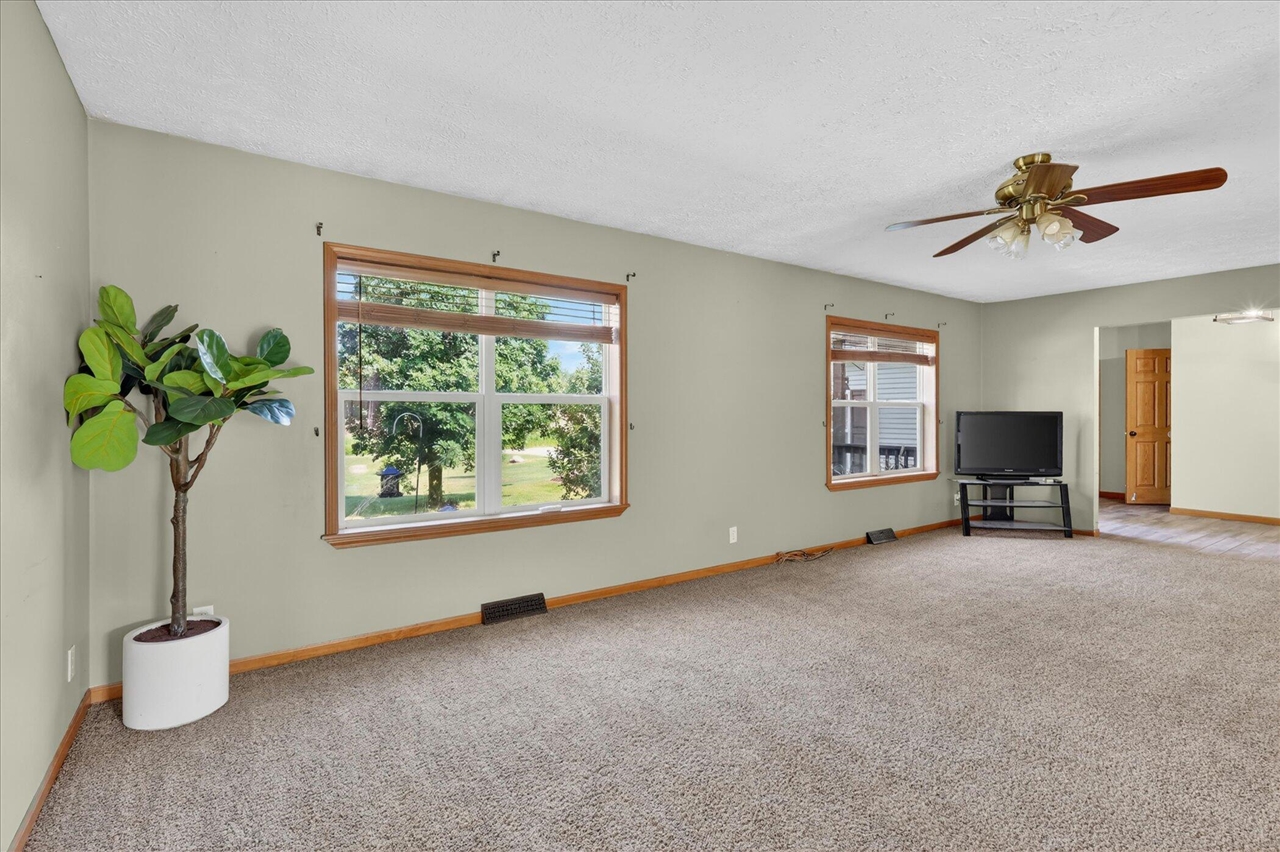 2869 Ridgecrest Drive