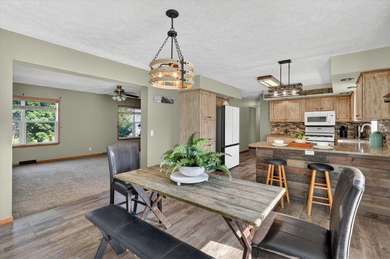 2869 Ridgecrest Drive