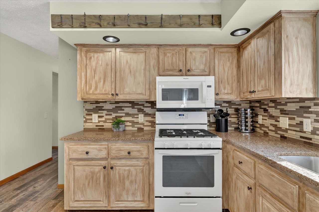 2869 Ridgecrest Drive
