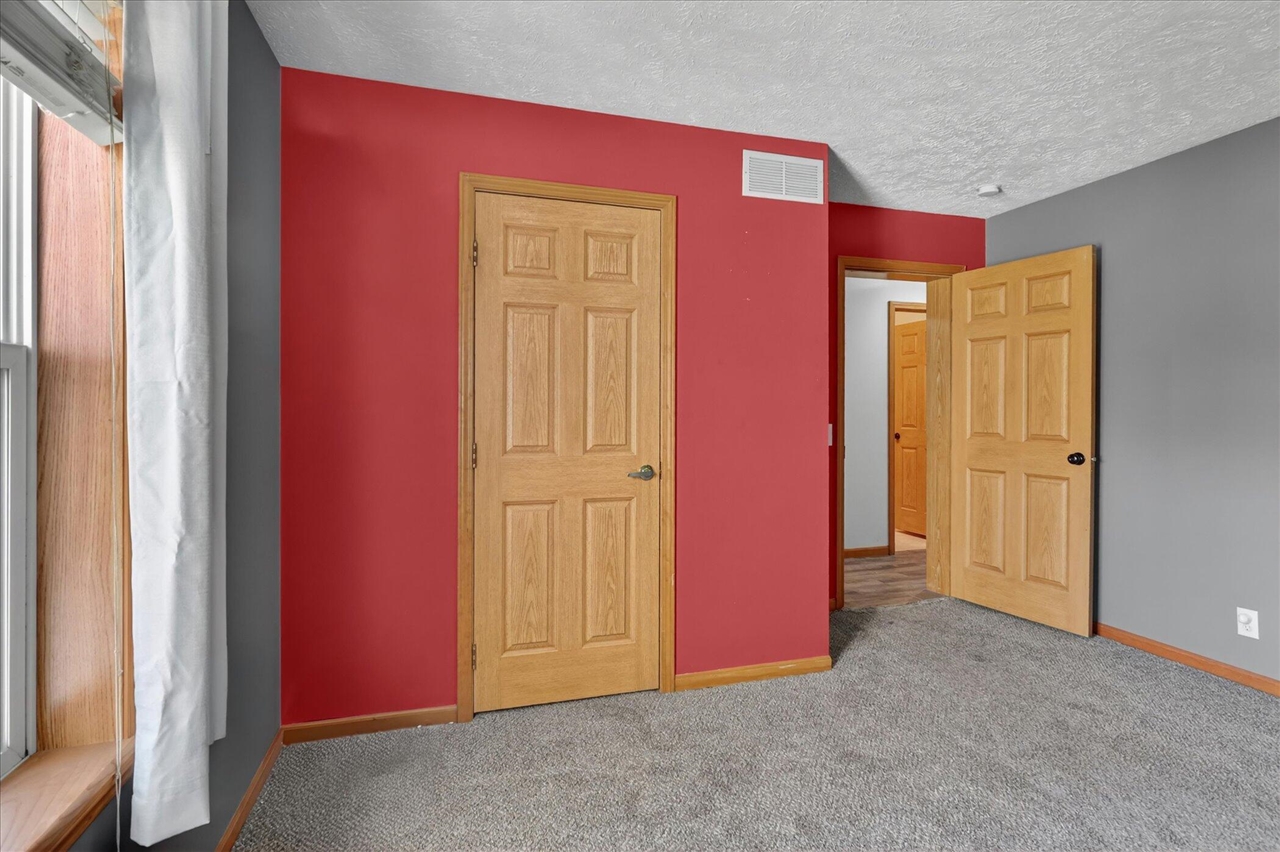 2869 Ridgecrest Drive