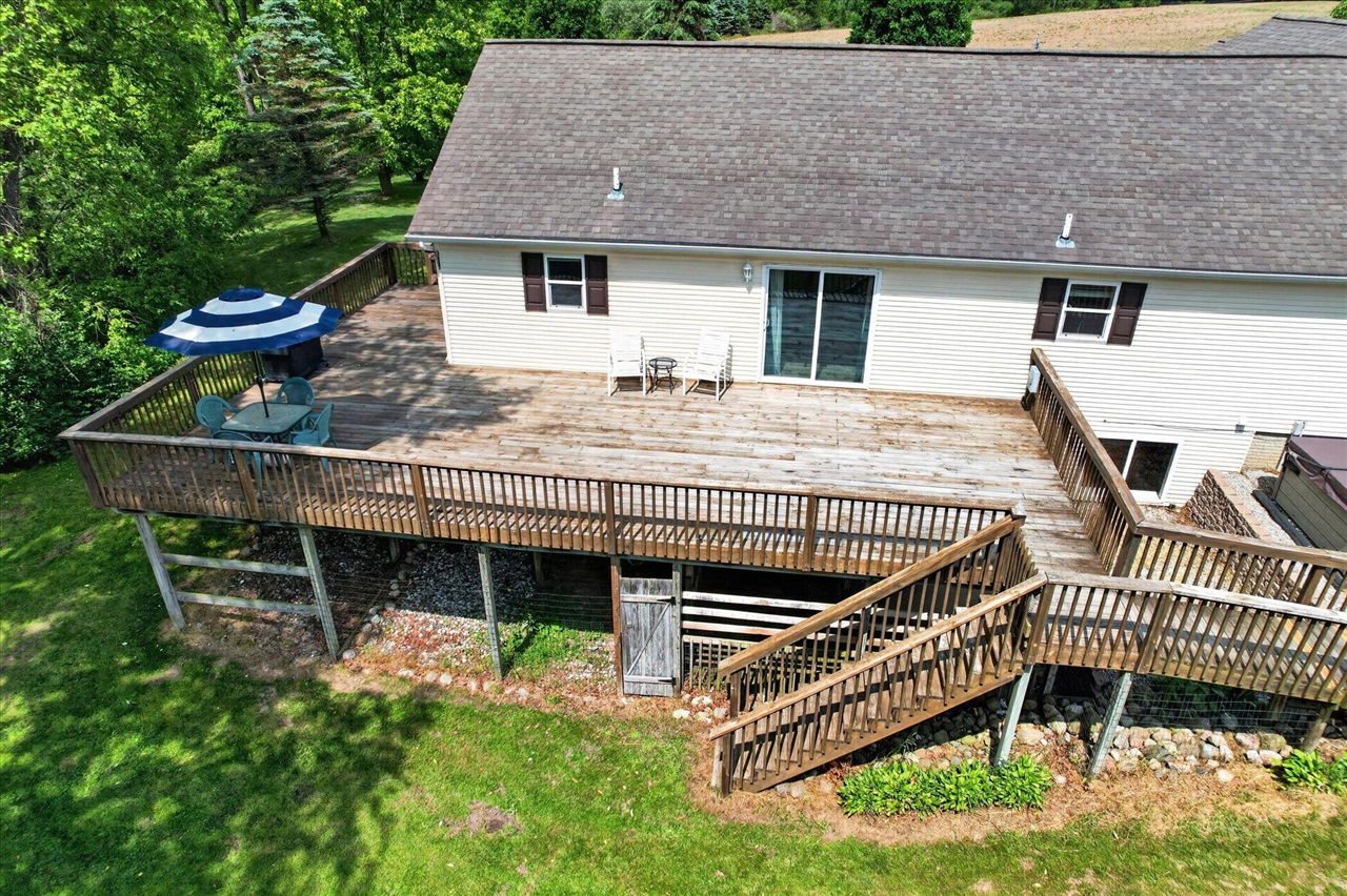 2869 Ridgecrest Drive