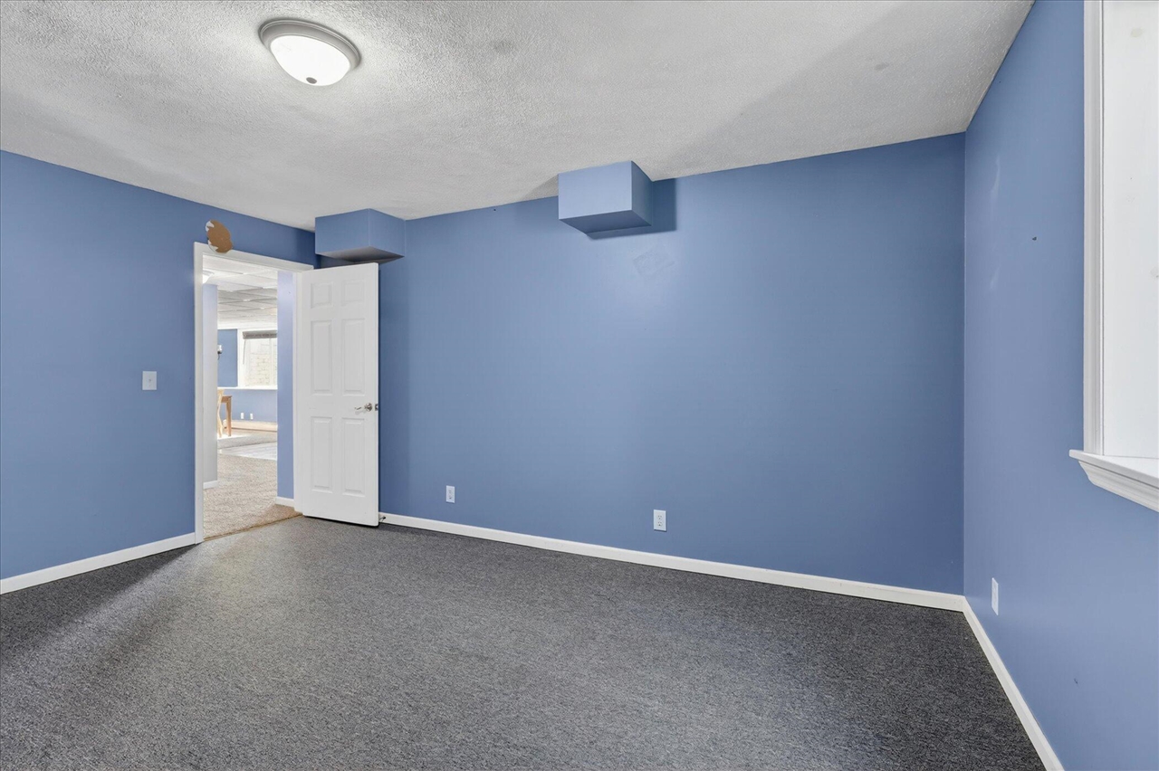 2869 Ridgecrest Drive