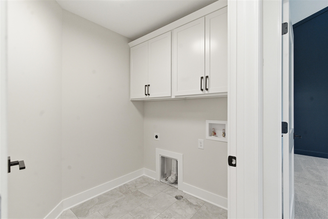 9933 Honey Creek Trail