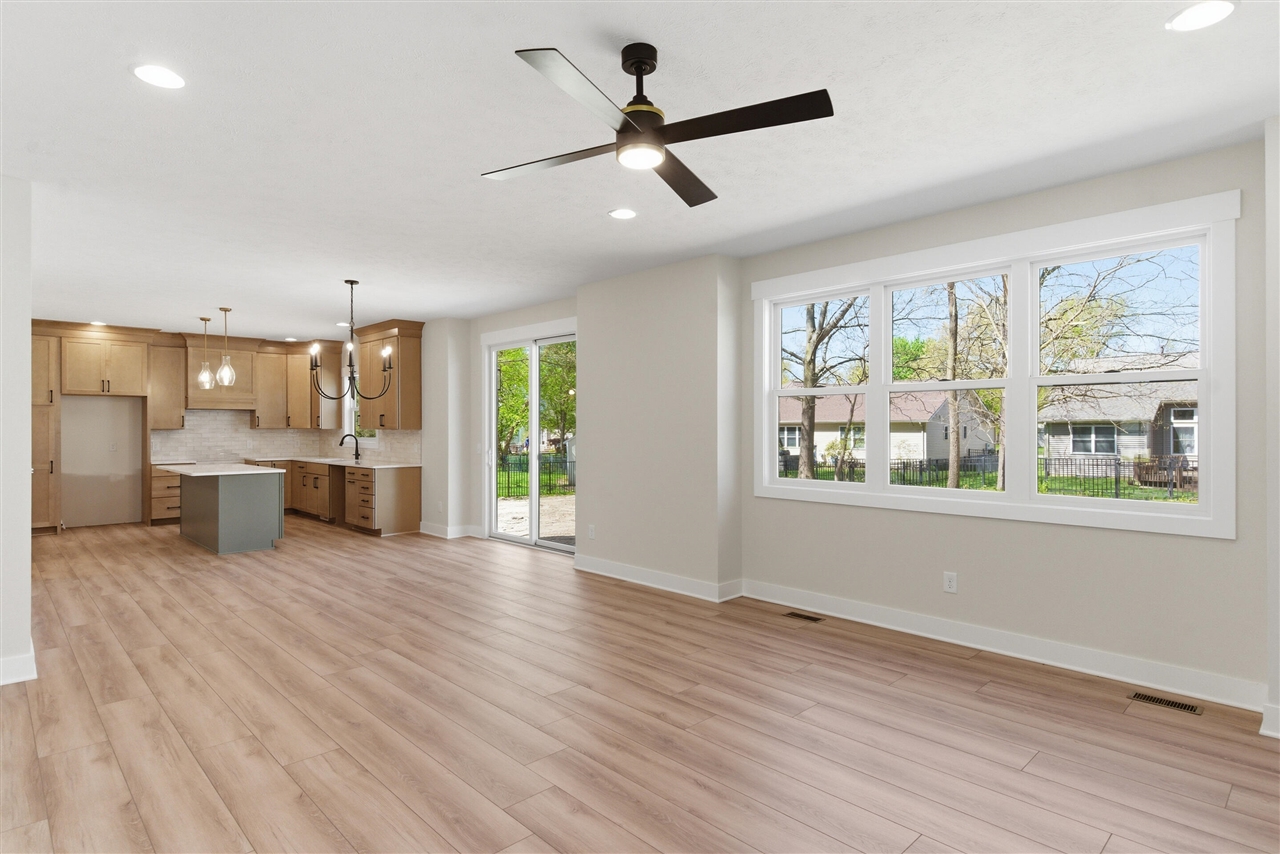 9933 Honey Creek Trail