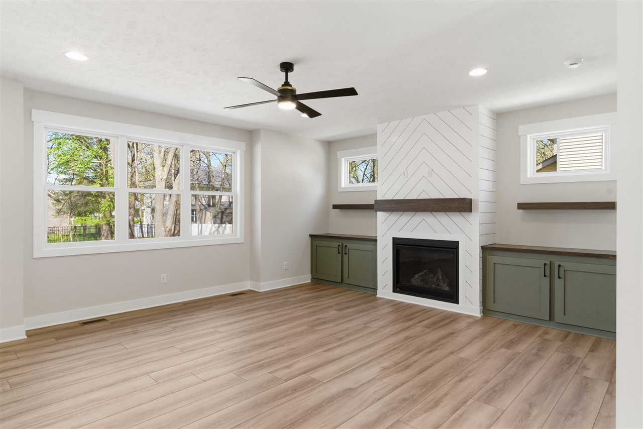 9933 Honey Creek Trail