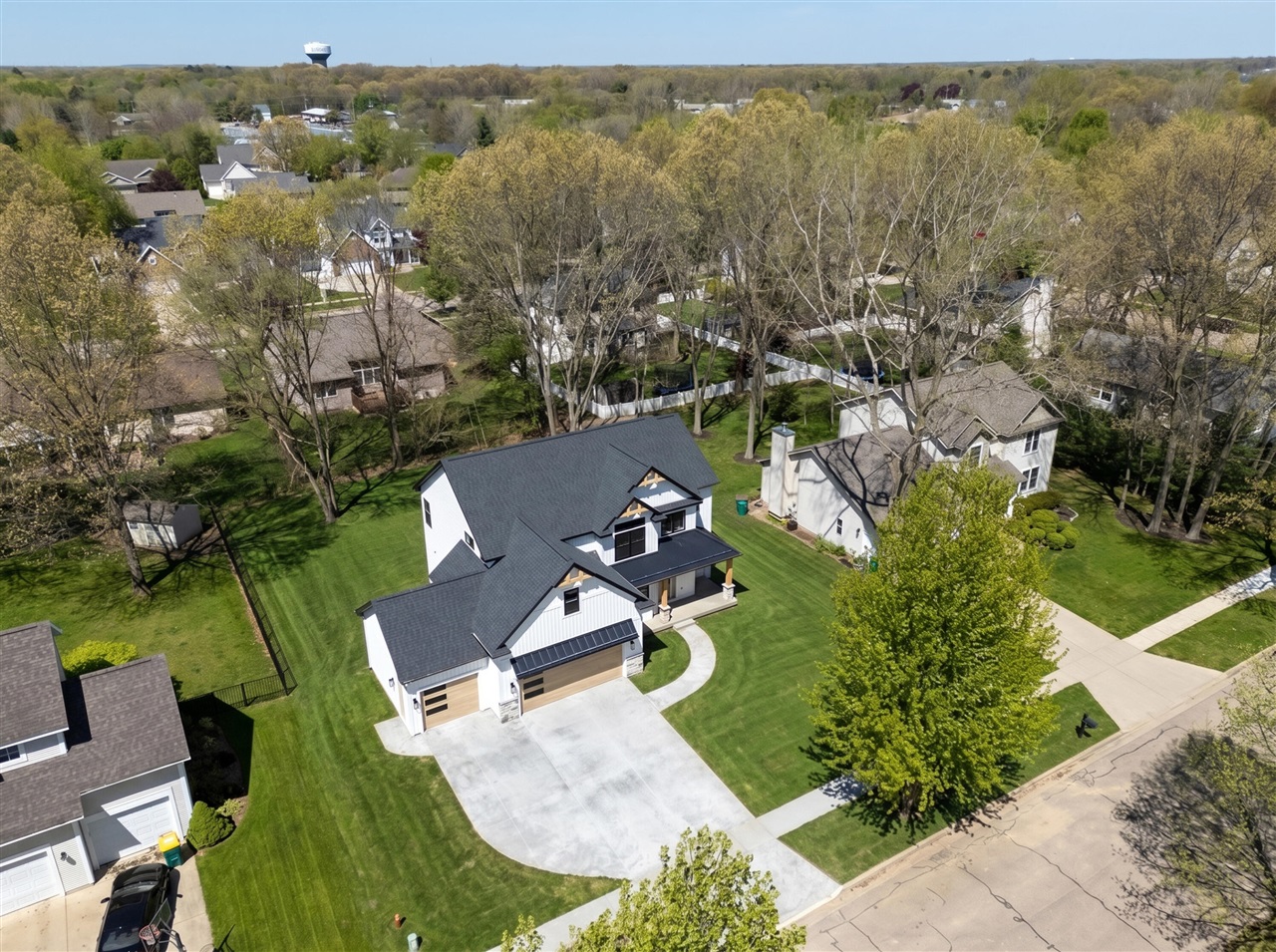 9933 Honey Creek Trail