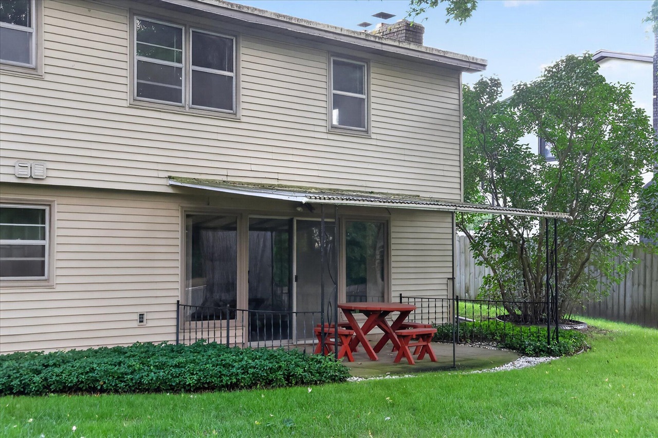 5073 Hillwood Court