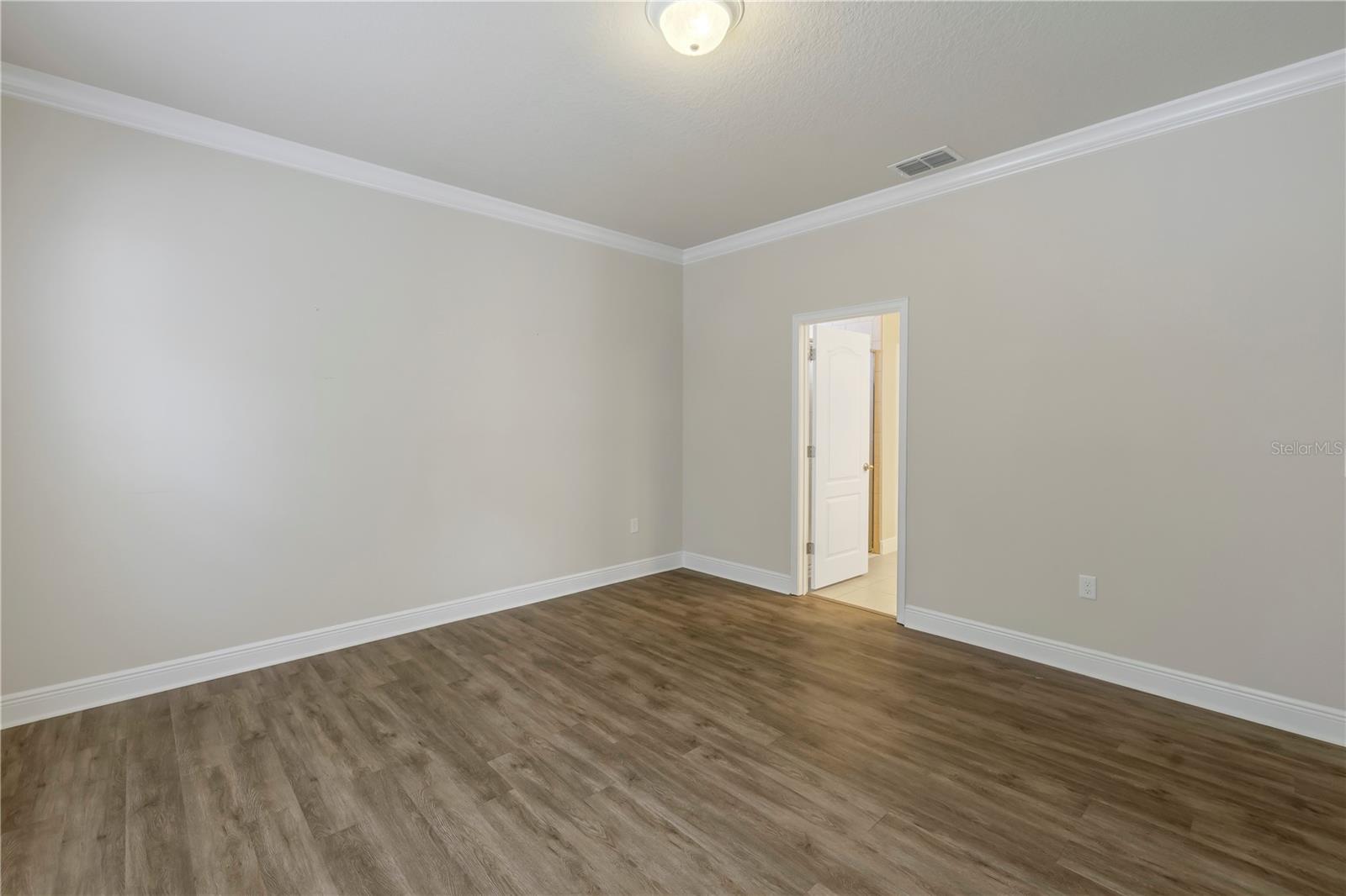 11405 QUIET FOREST DR