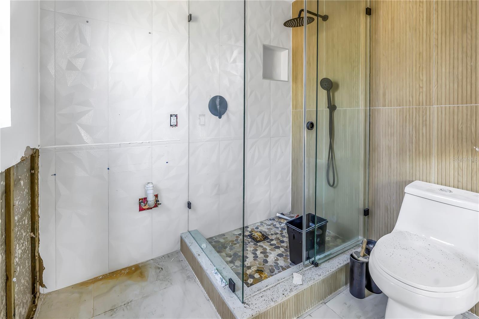 6400 BAYOU GRANDE BLVD