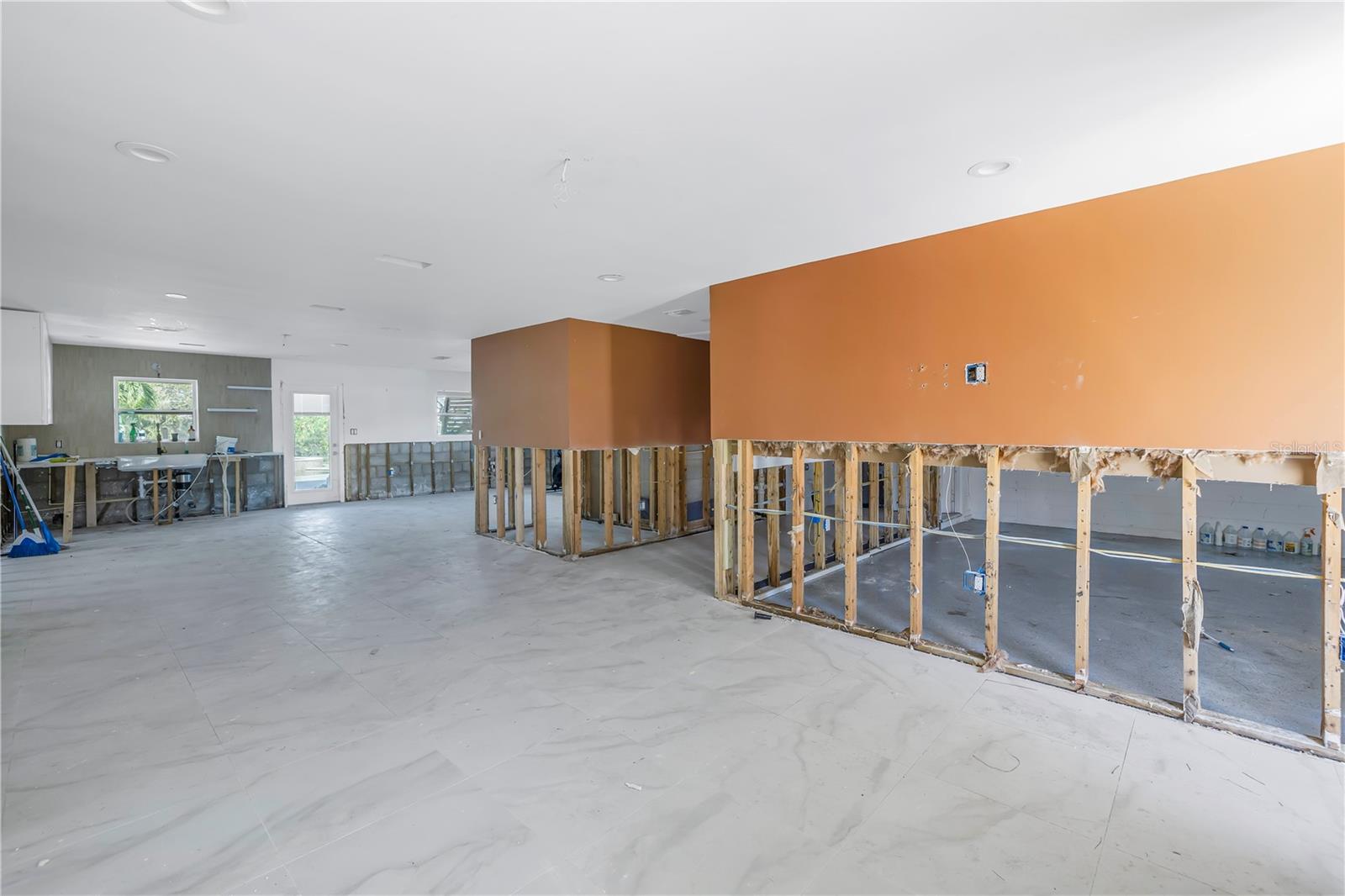 6400 BAYOU GRANDE BLVD