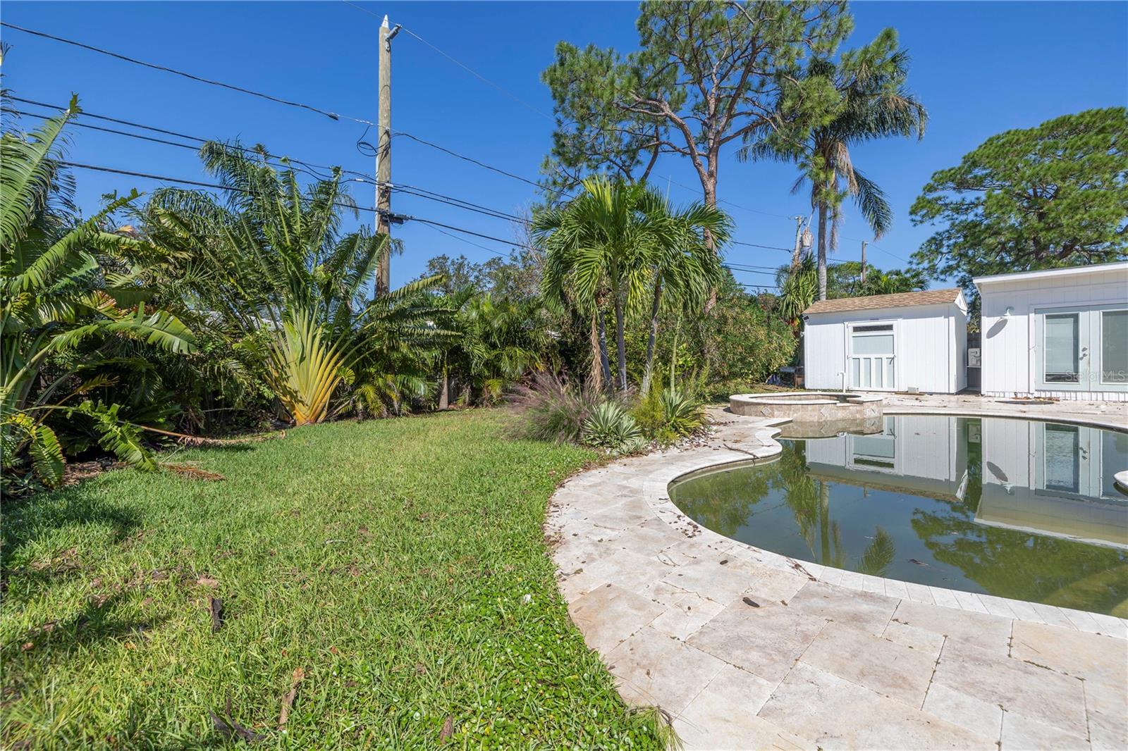 6400 BAYOU GRANDE BLVD