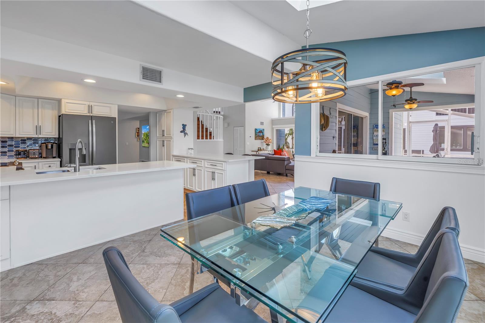 7284 PEBBLE BEACH LN