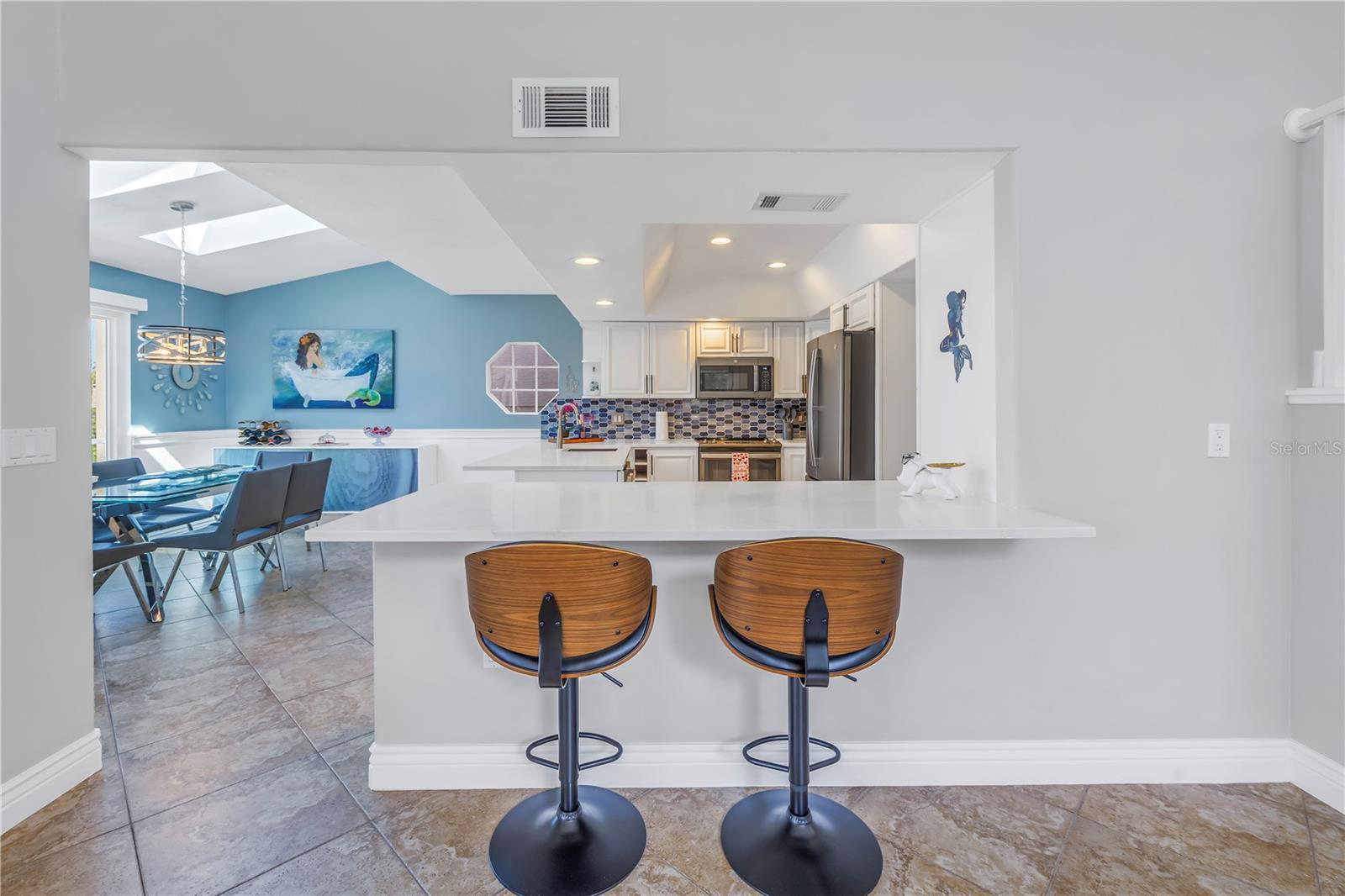 7284 PEBBLE BEACH LN