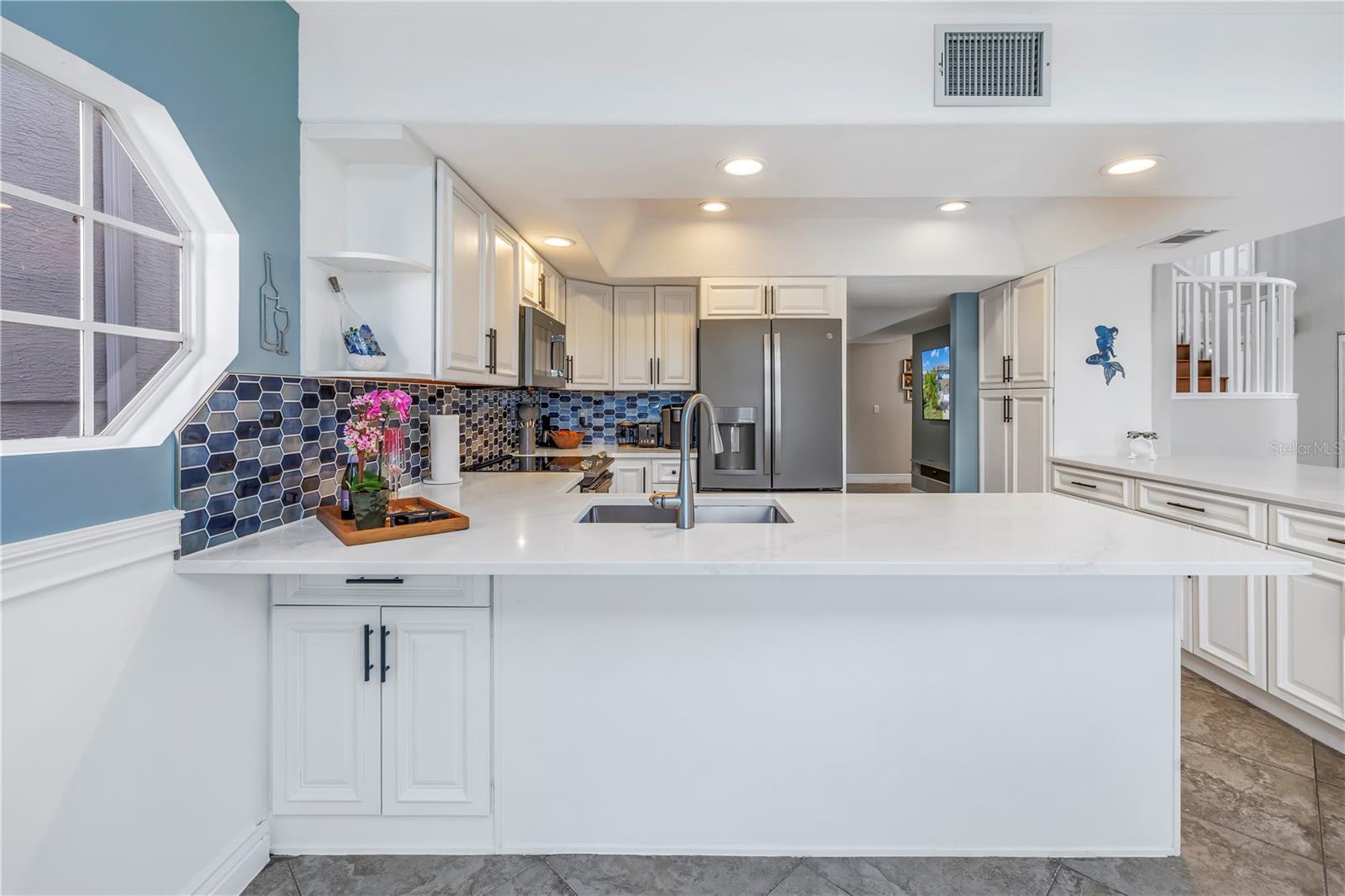 7284 PEBBLE BEACH LN