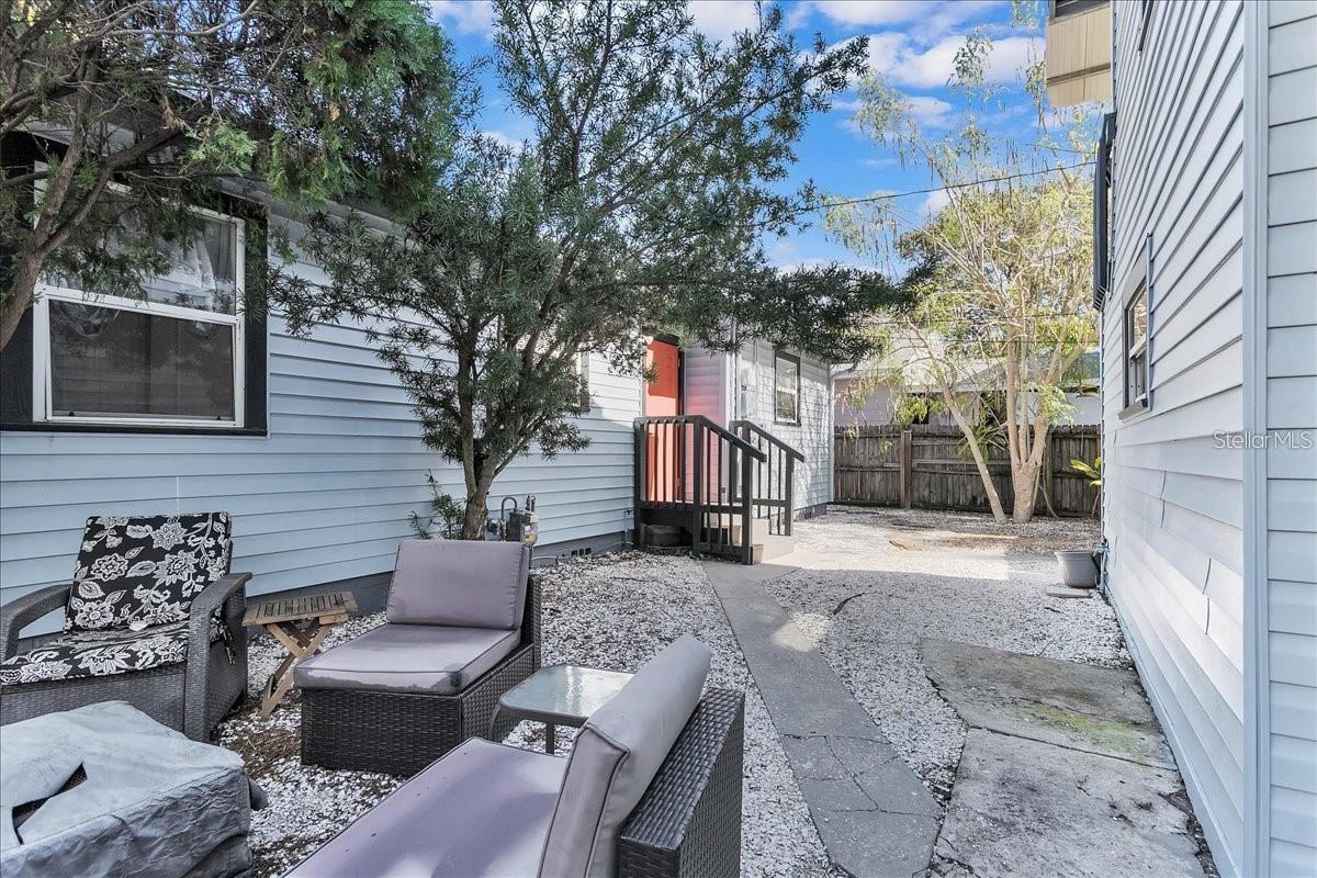 828 22ND AVE N #Apt. West