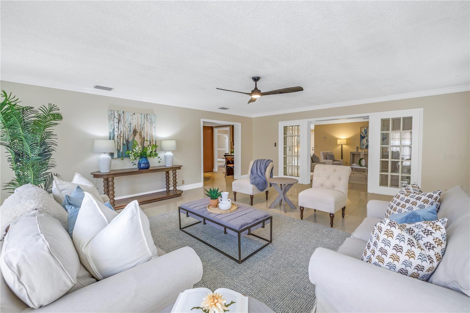 2267 HERON CIR