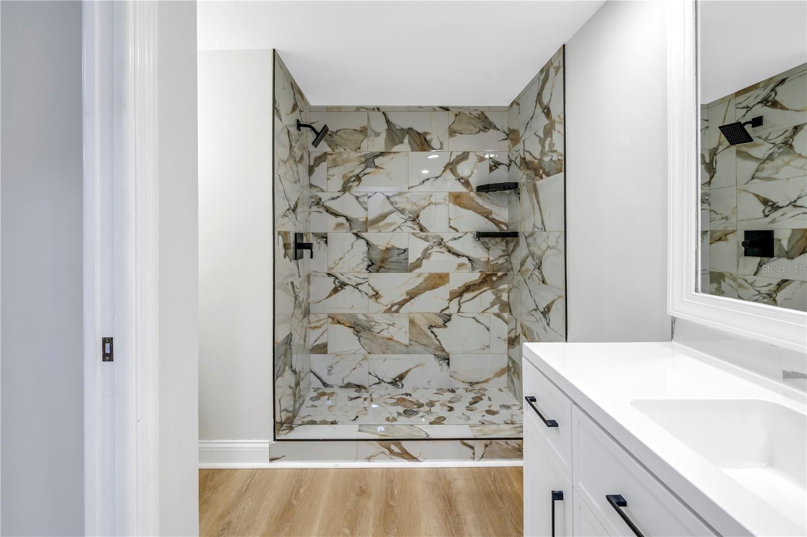 2267 HERON CIR