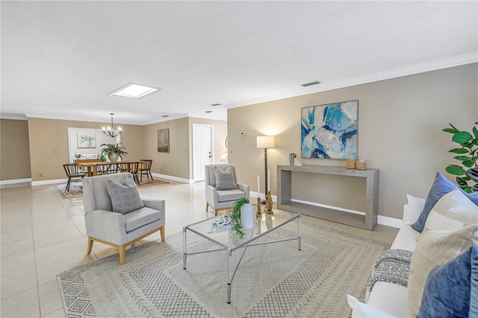 2267 HERON CIR