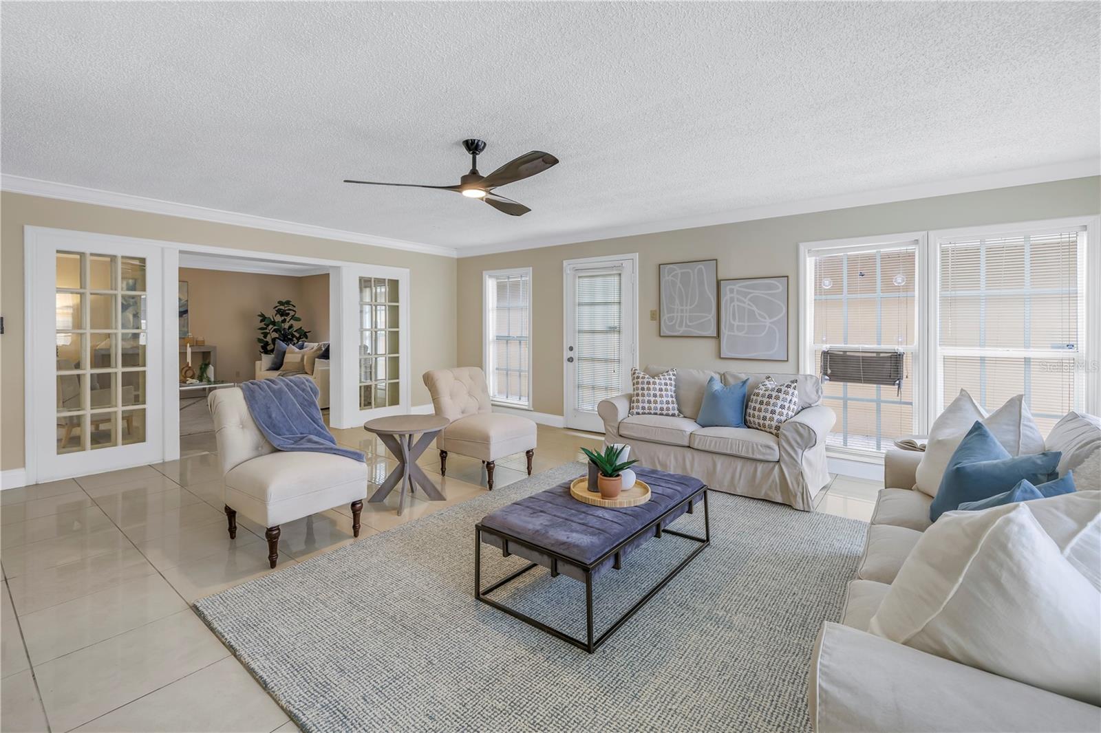 2267 HERON CIR