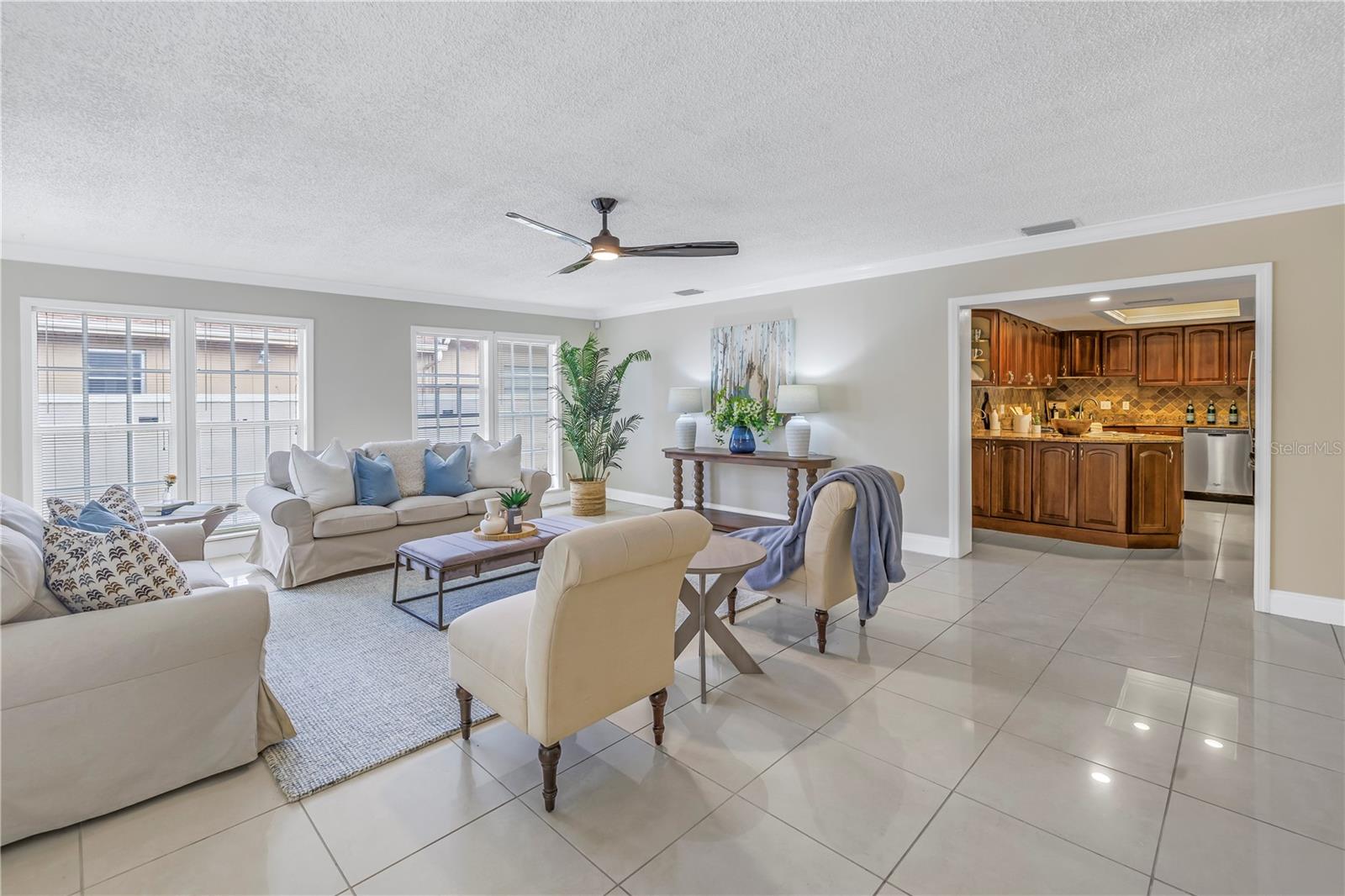2267 HERON CIR