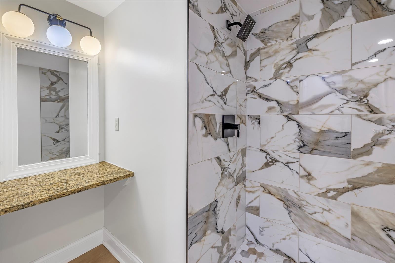 2267 HERON CIR