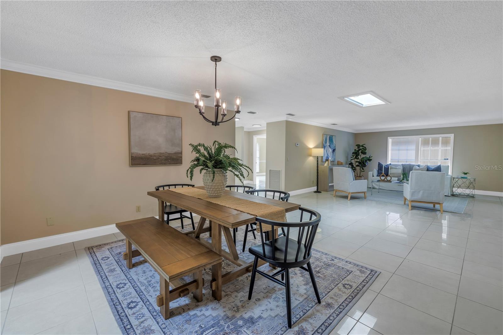 2267 HERON CIR