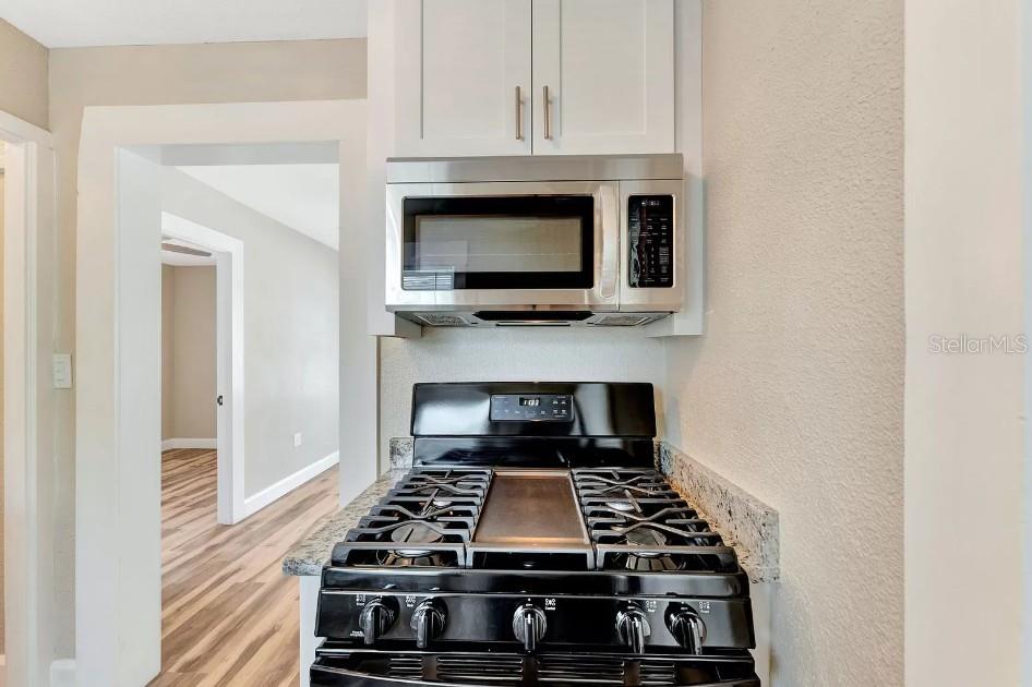 828 22ND AVE N #Apt. 1/2