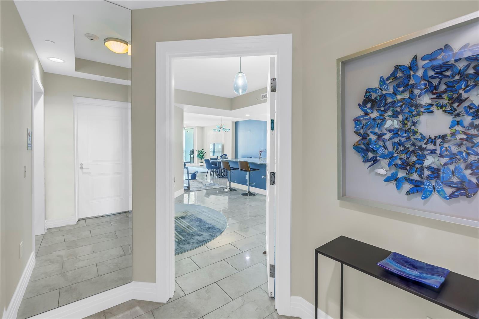 1325 SNELL ISLE BLVD NE #611