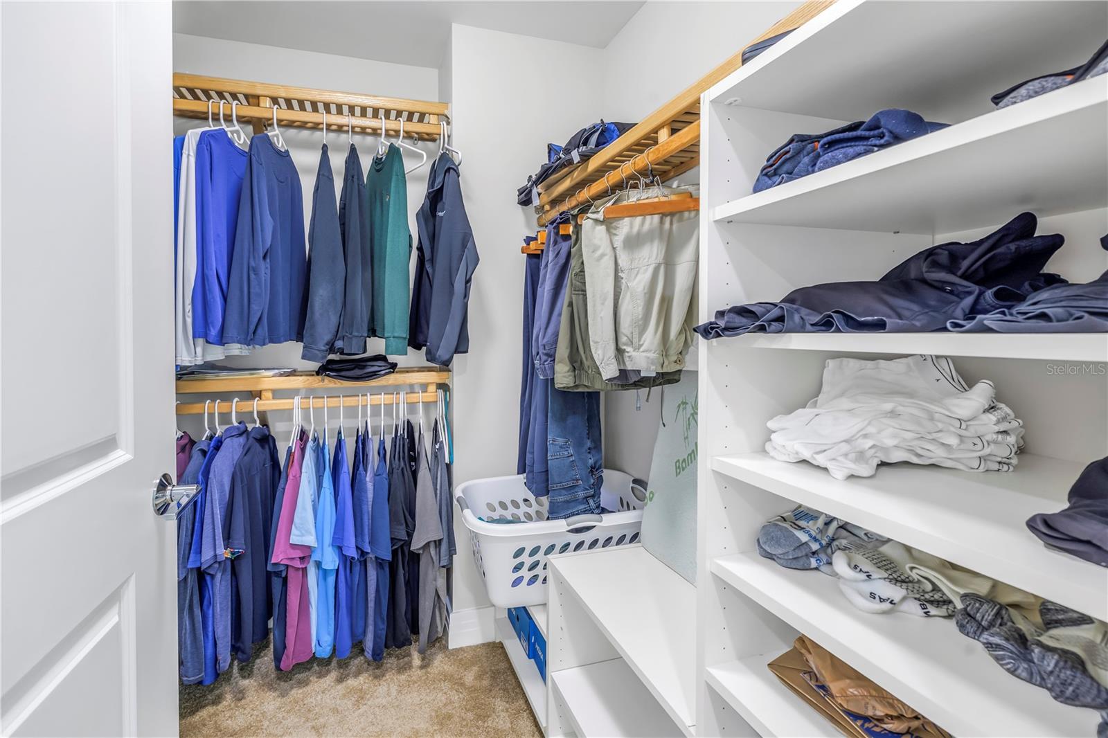 1325 SNELL ISLE BLVD NE #611