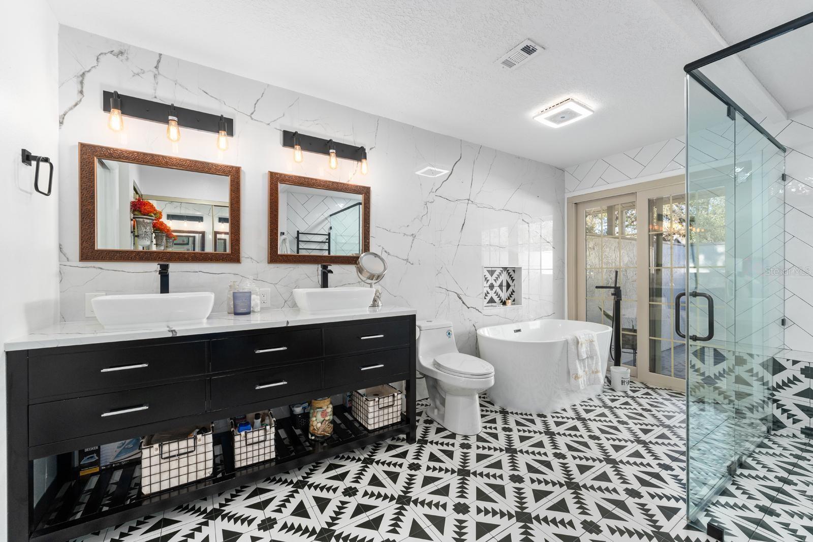 767 CAYA COSTA CT NE