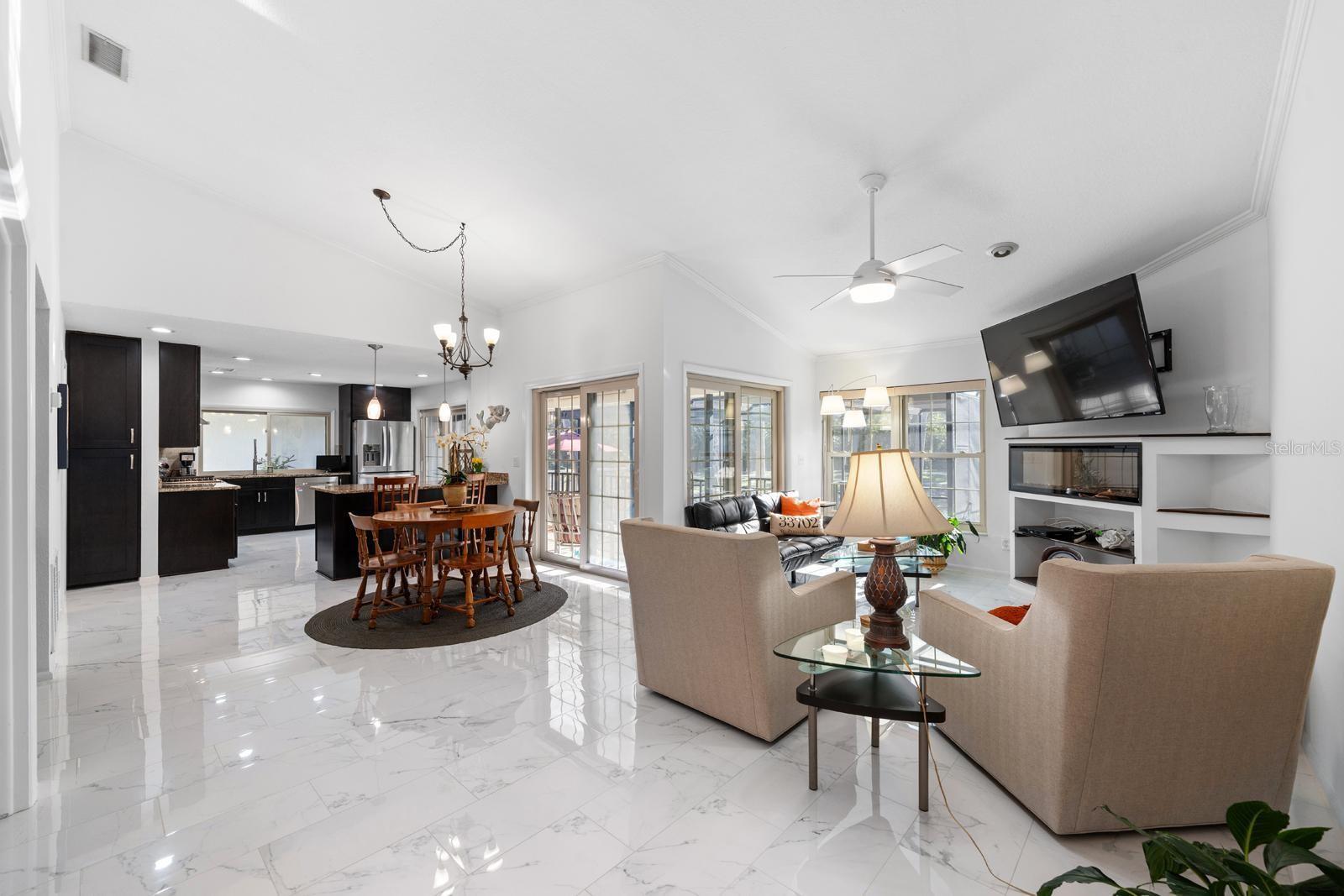 767 CAYA COSTA CT NE