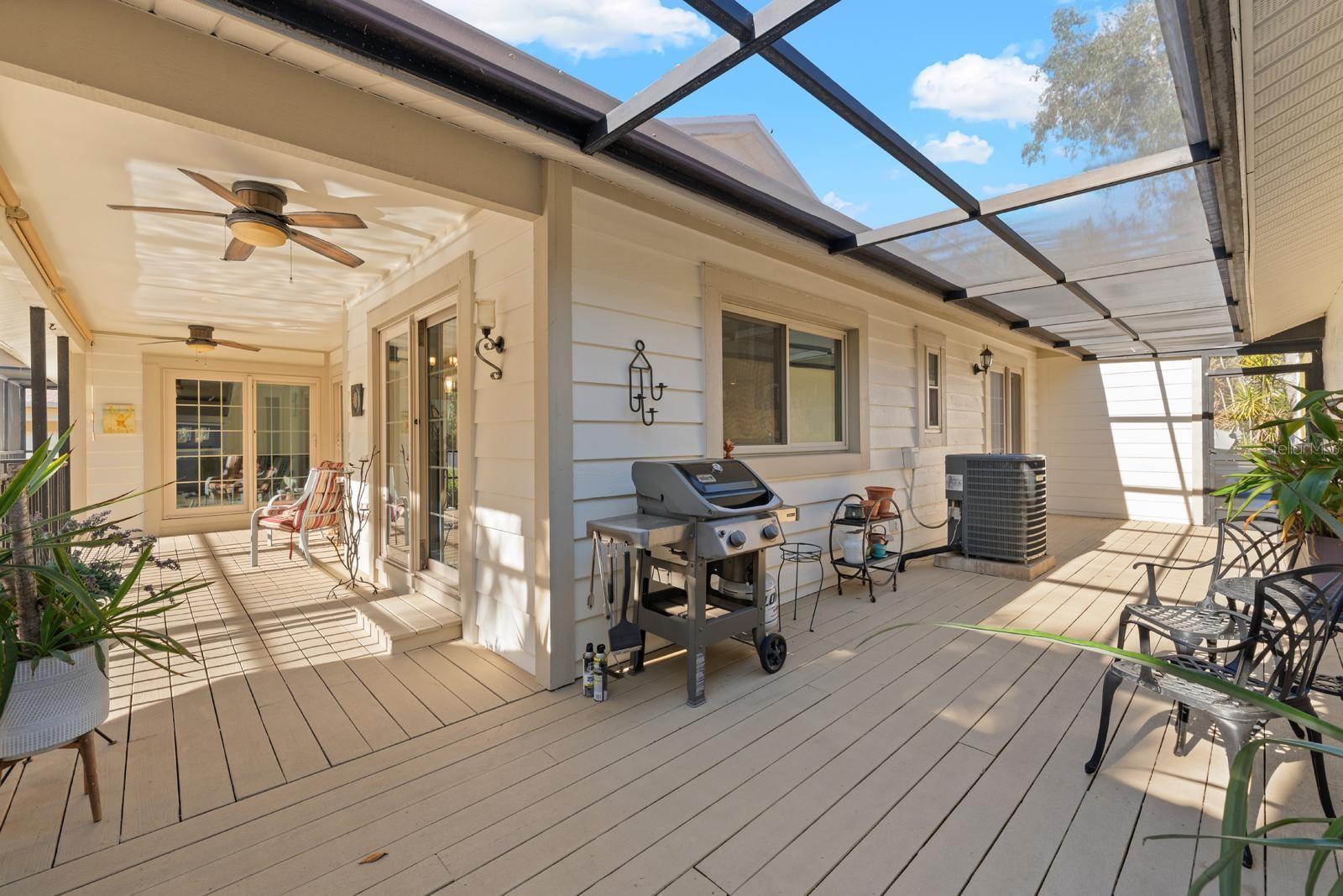 767 CAYA COSTA CT NE