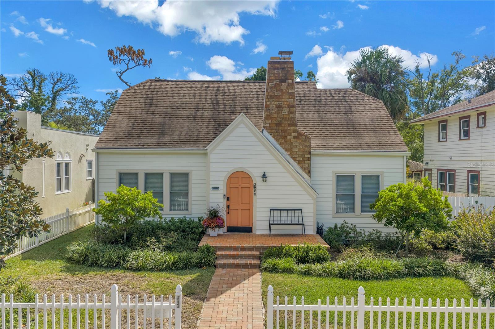 2850 DARTMOUTH AVE N