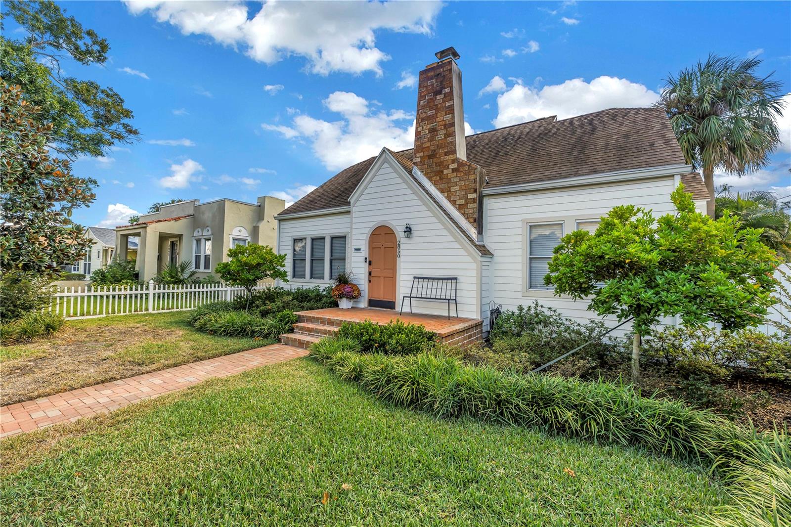 2850 DARTMOUTH AVE N