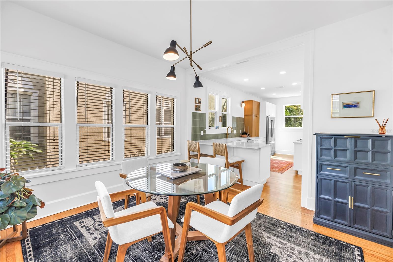 2850 DARTMOUTH AVE N