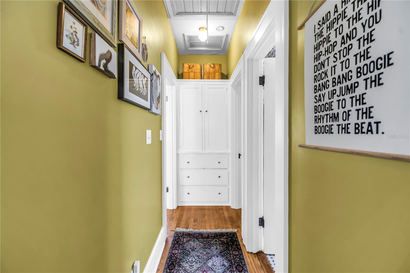 2850 DARTMOUTH AVE N