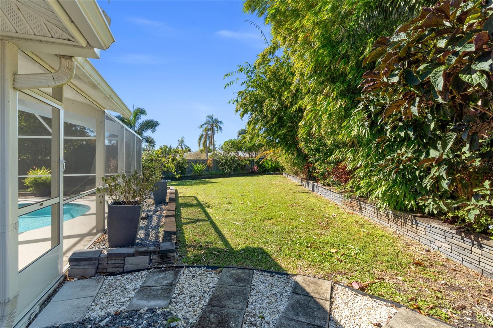 13632 IMPERIAL GROVES DR S