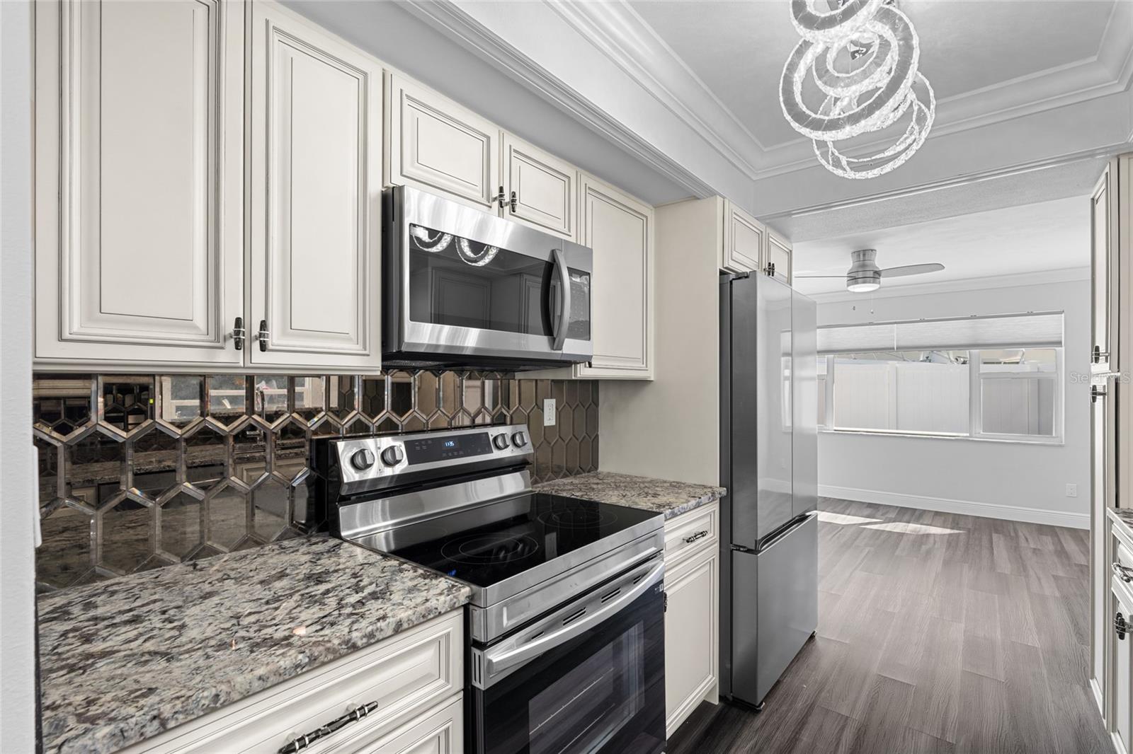 13632 IMPERIAL GROVES DR S