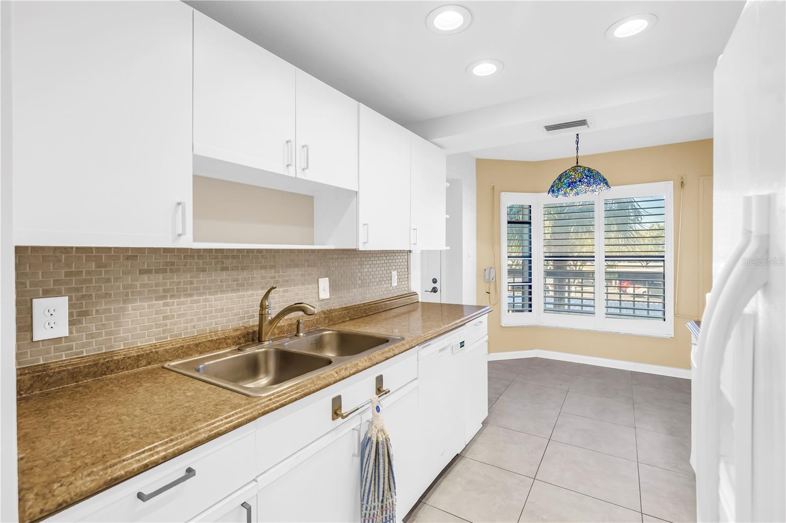 1320 PASADENA AVE S #203