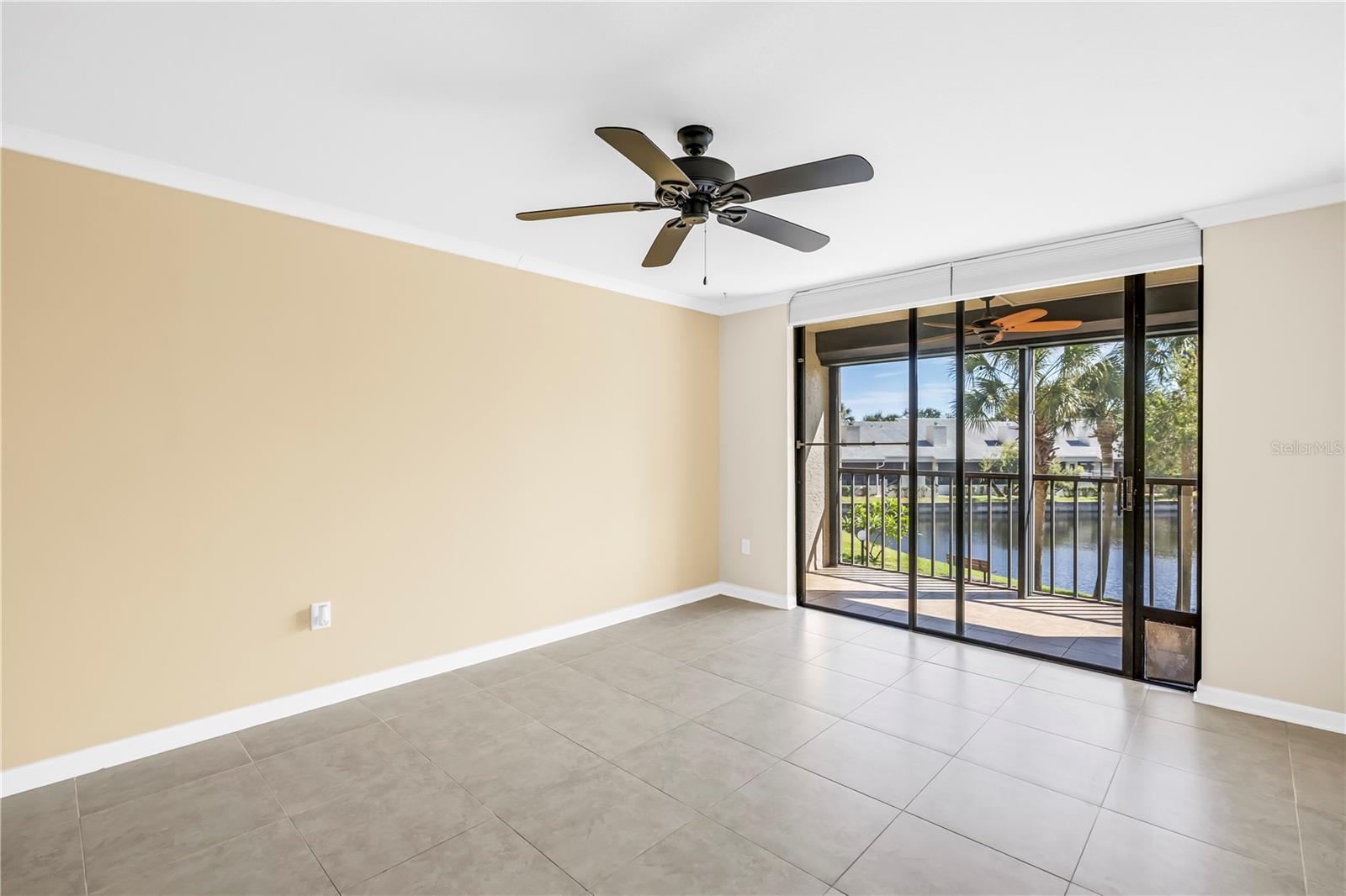 1320 PASADENA AVE S #203