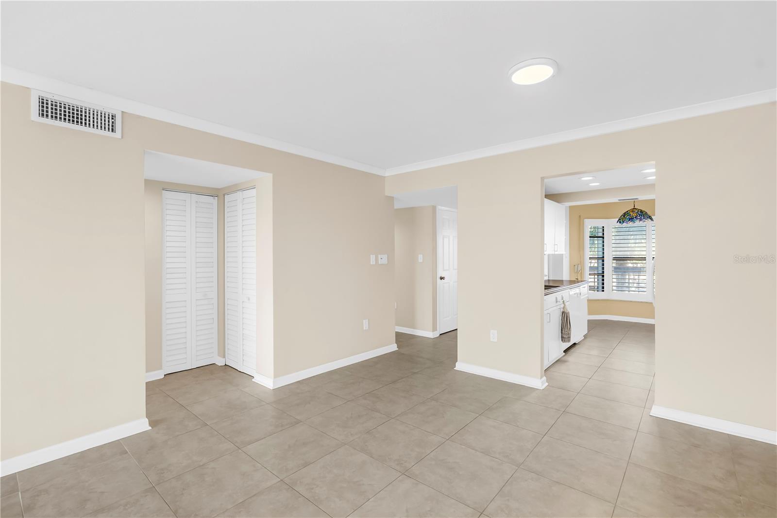 1320 PASADENA AVE S #203