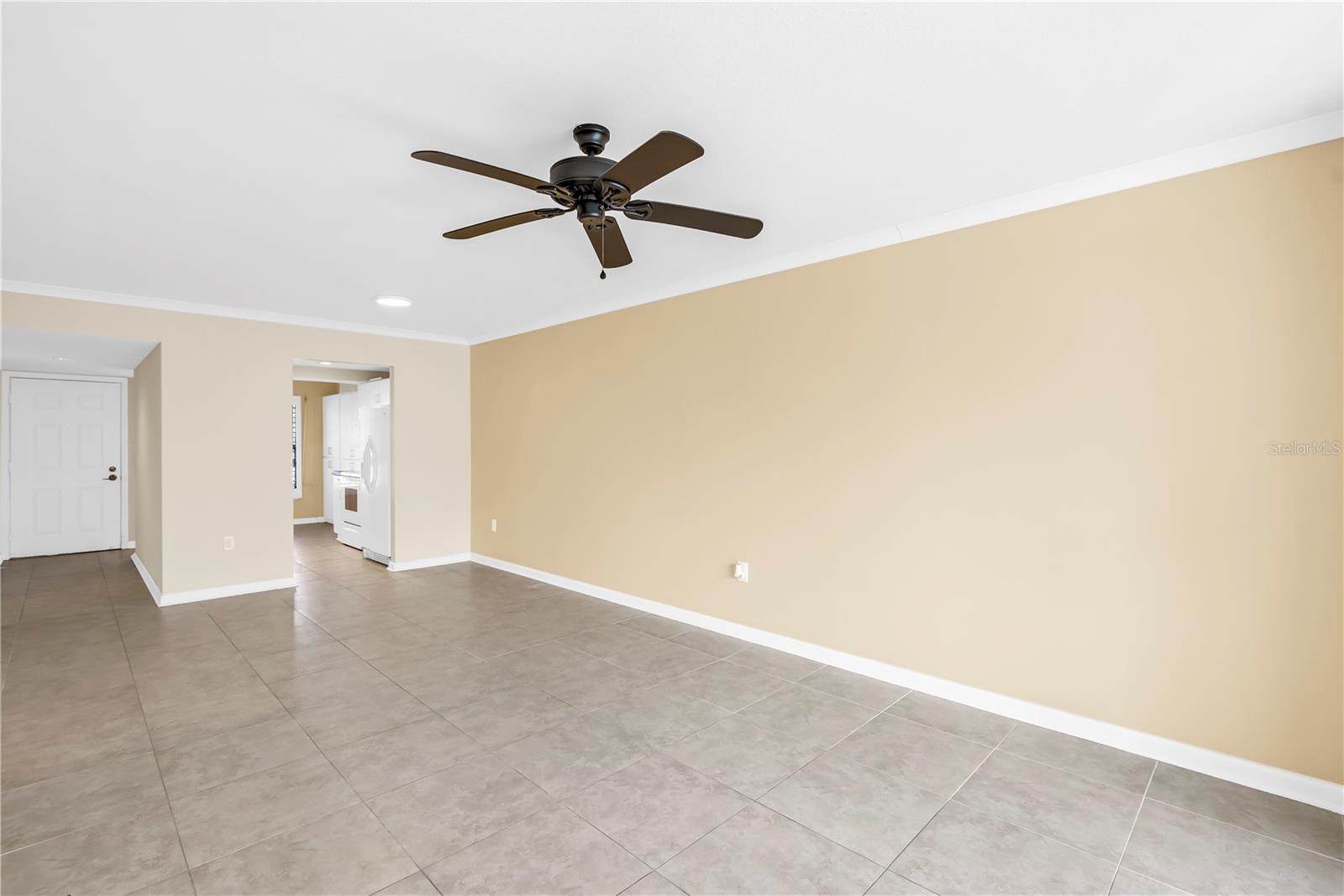 1320 PASADENA AVE S #203