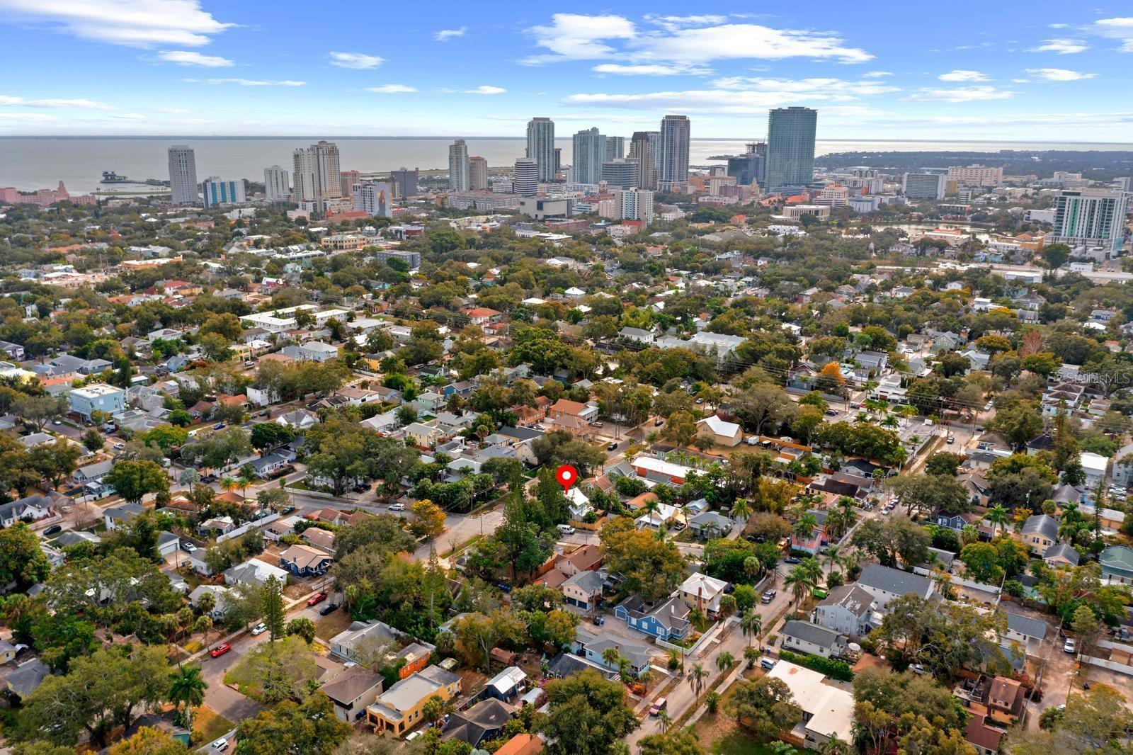 1038 CRESCENT LAKE DR N