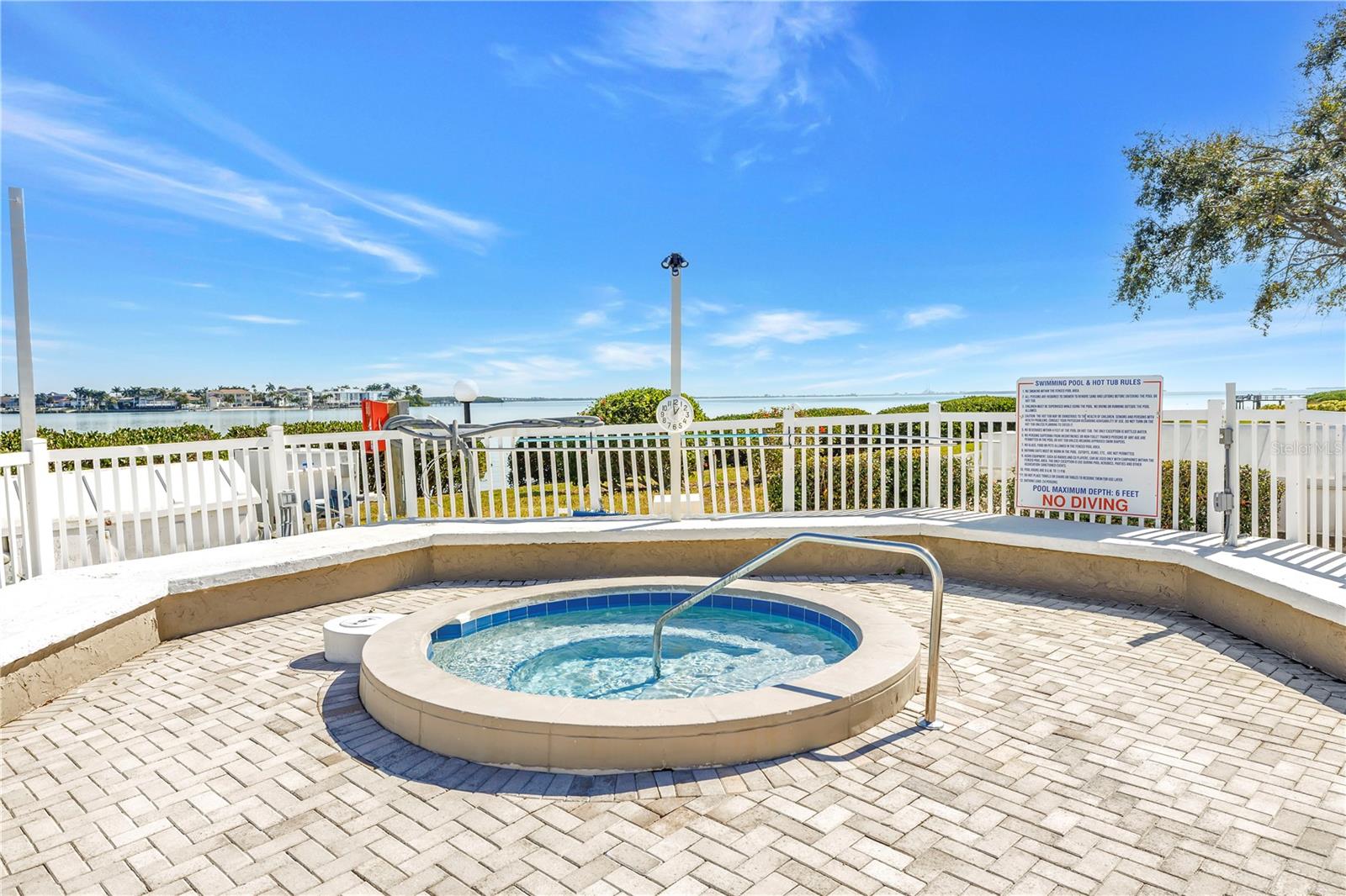 6104 PALMA DEL MAR BLVD S #305